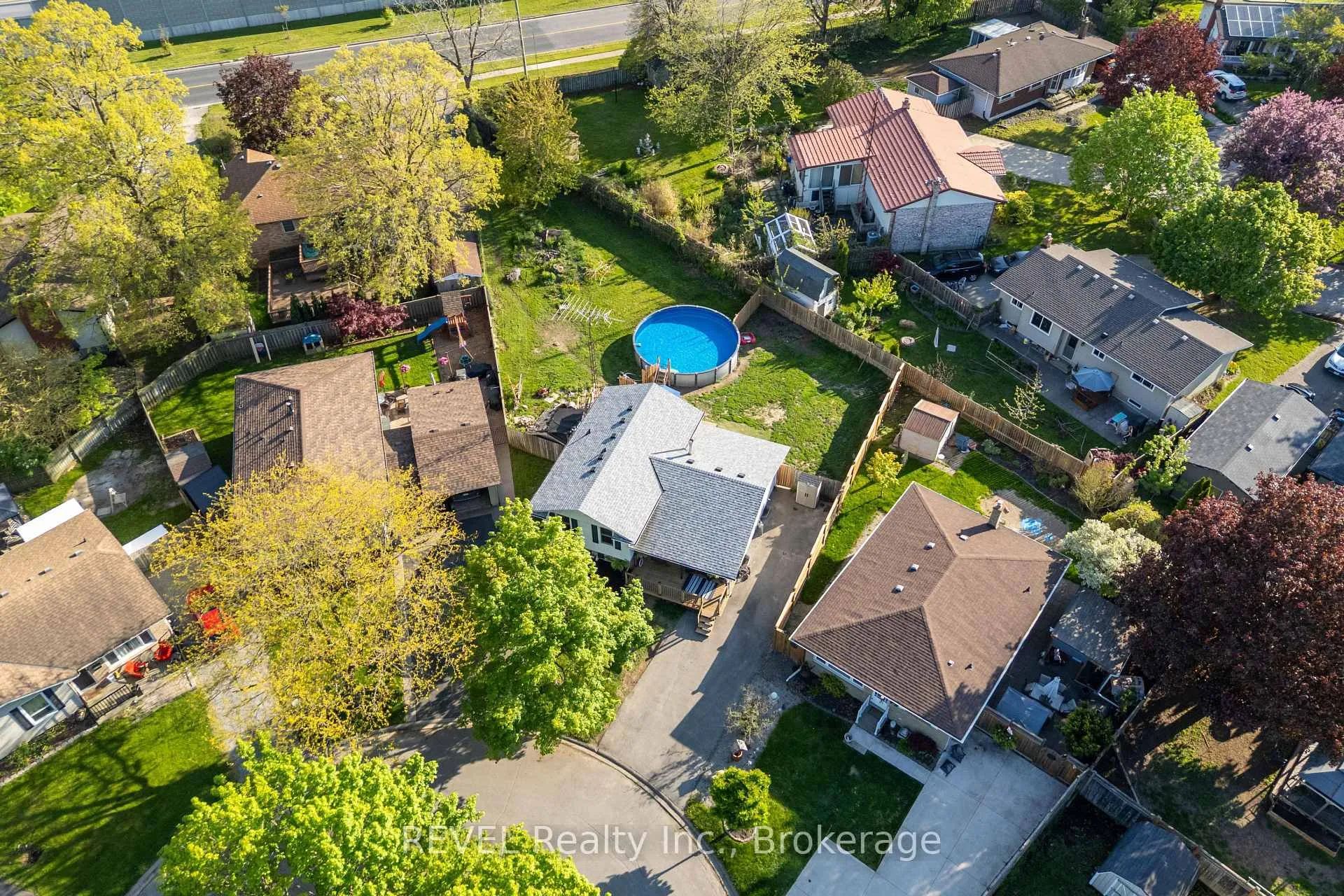 Photo 27 of 4 Elaine Court, St. Catharines, Lakeport — HOMEH