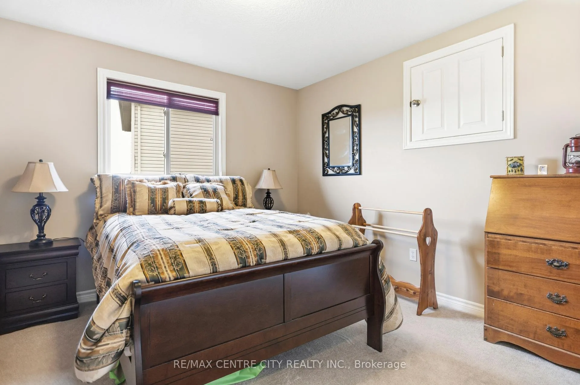 Photo 13 of 20 Chamberlain Court, St. Thomas — HOMEH