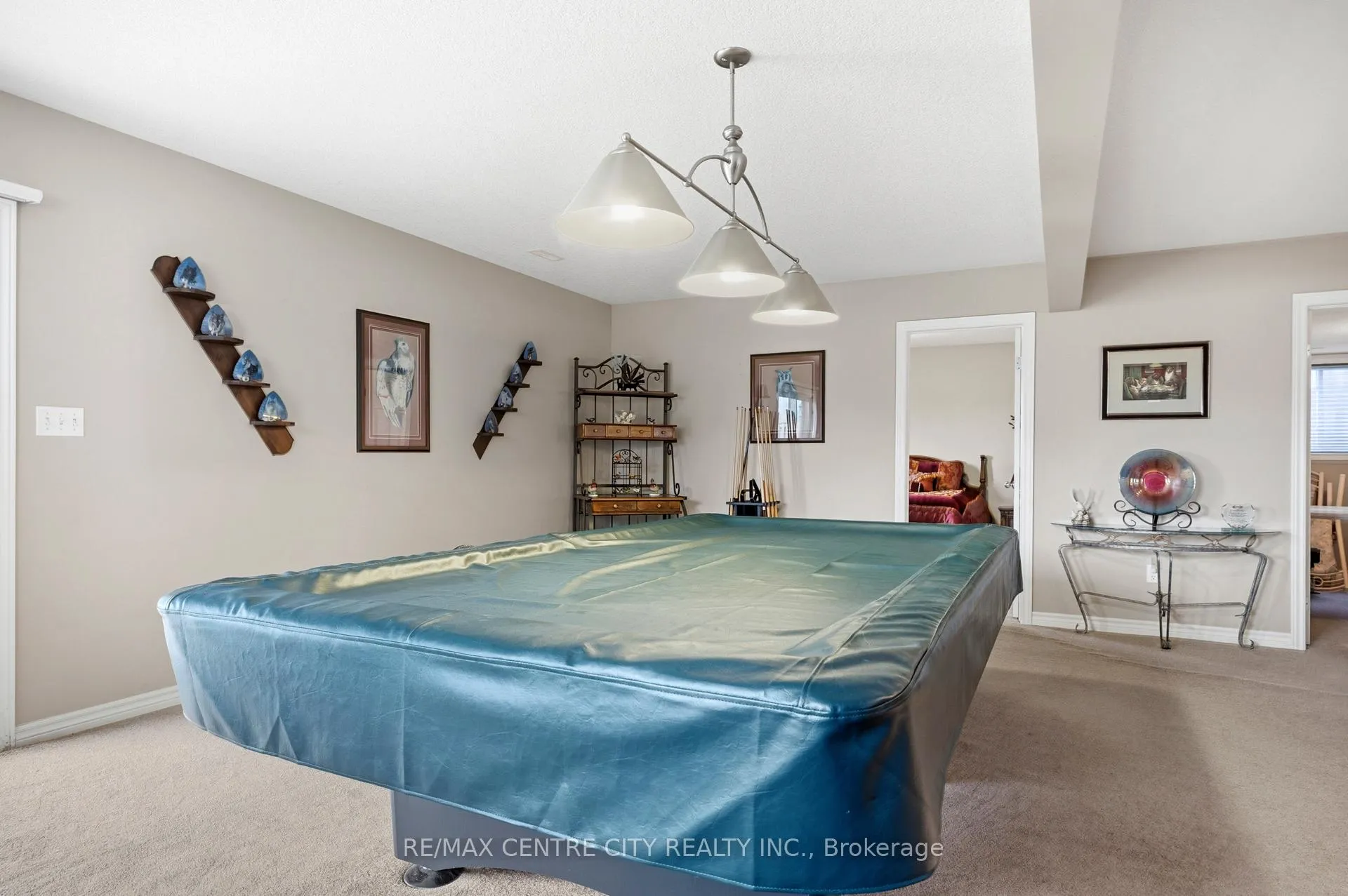 Photo 19 of 20 Chamberlain Court, St. Thomas — HOMEH