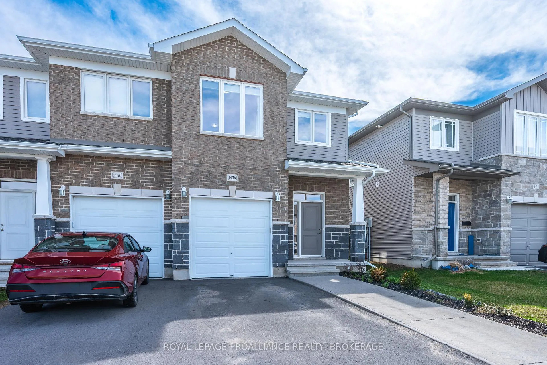 Photo 3 of 1456 Monarch Drive, Kingston, City Northwest — HOMEH