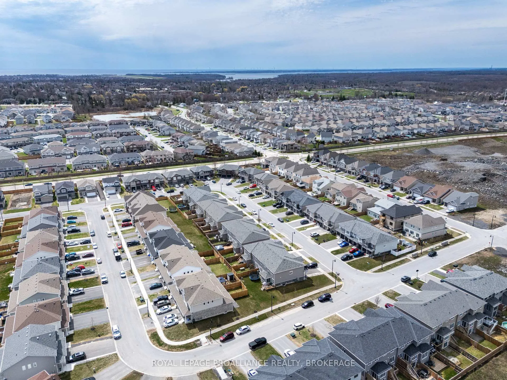 Photo 39 of 1456 Monarch Drive, Kingston, City Northwest — HOMEH