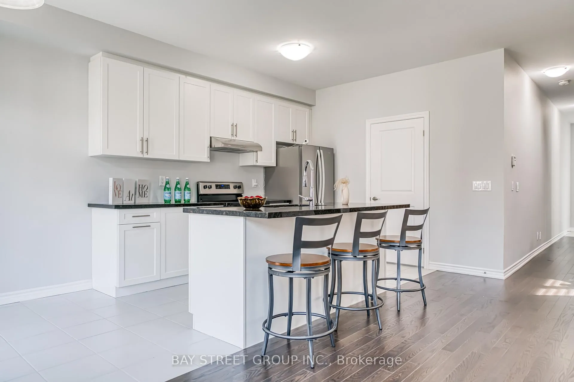 Photo 8 of 32 Jessica Antonella Street, Markham, Angus Glen — HOMEH