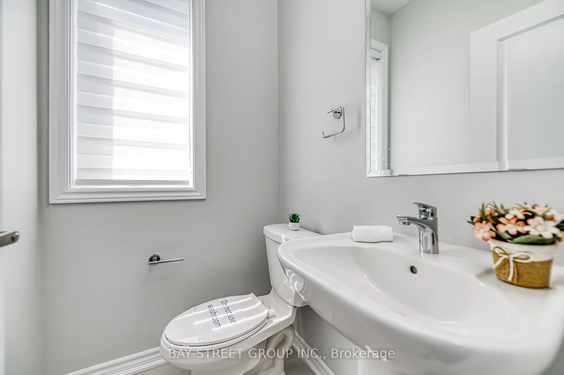 Photo 22 of 32 Jessica Antonella Street, Markham, Angus Glen — HOMEH