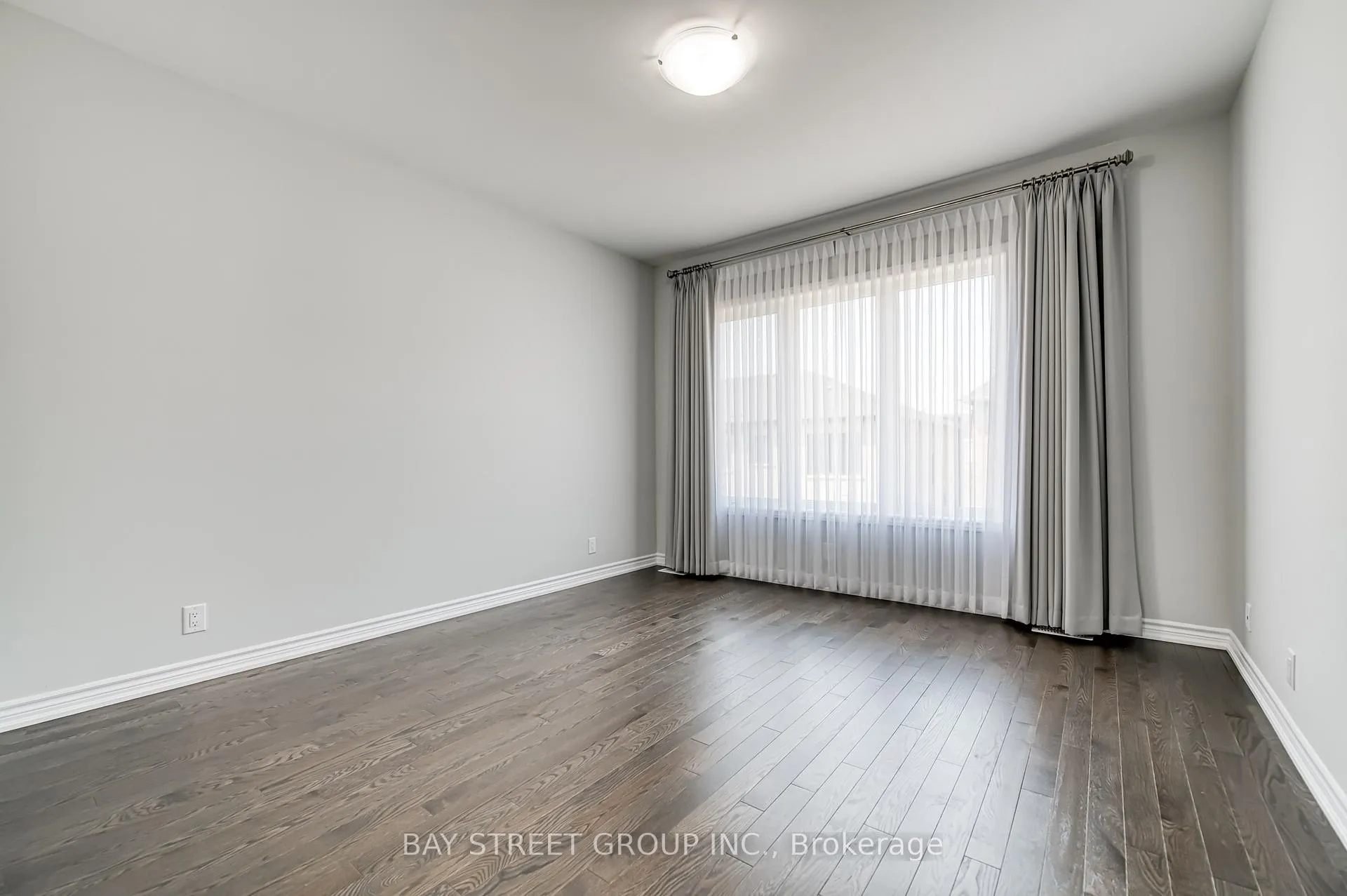 Photo 26 of 32 Jessica Antonella Street, Markham, Angus Glen — HOMEH