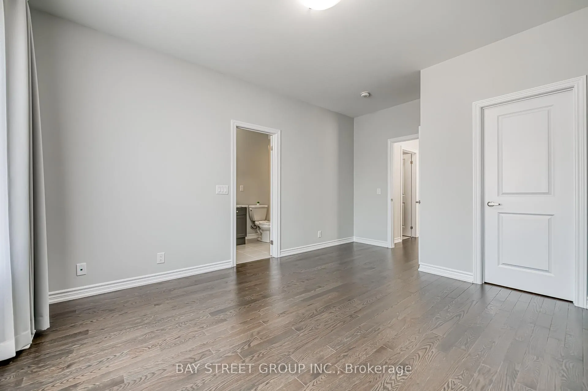 Photo 28 of 32 Jessica Antonella Street, Markham, Angus Glen — HOMEH