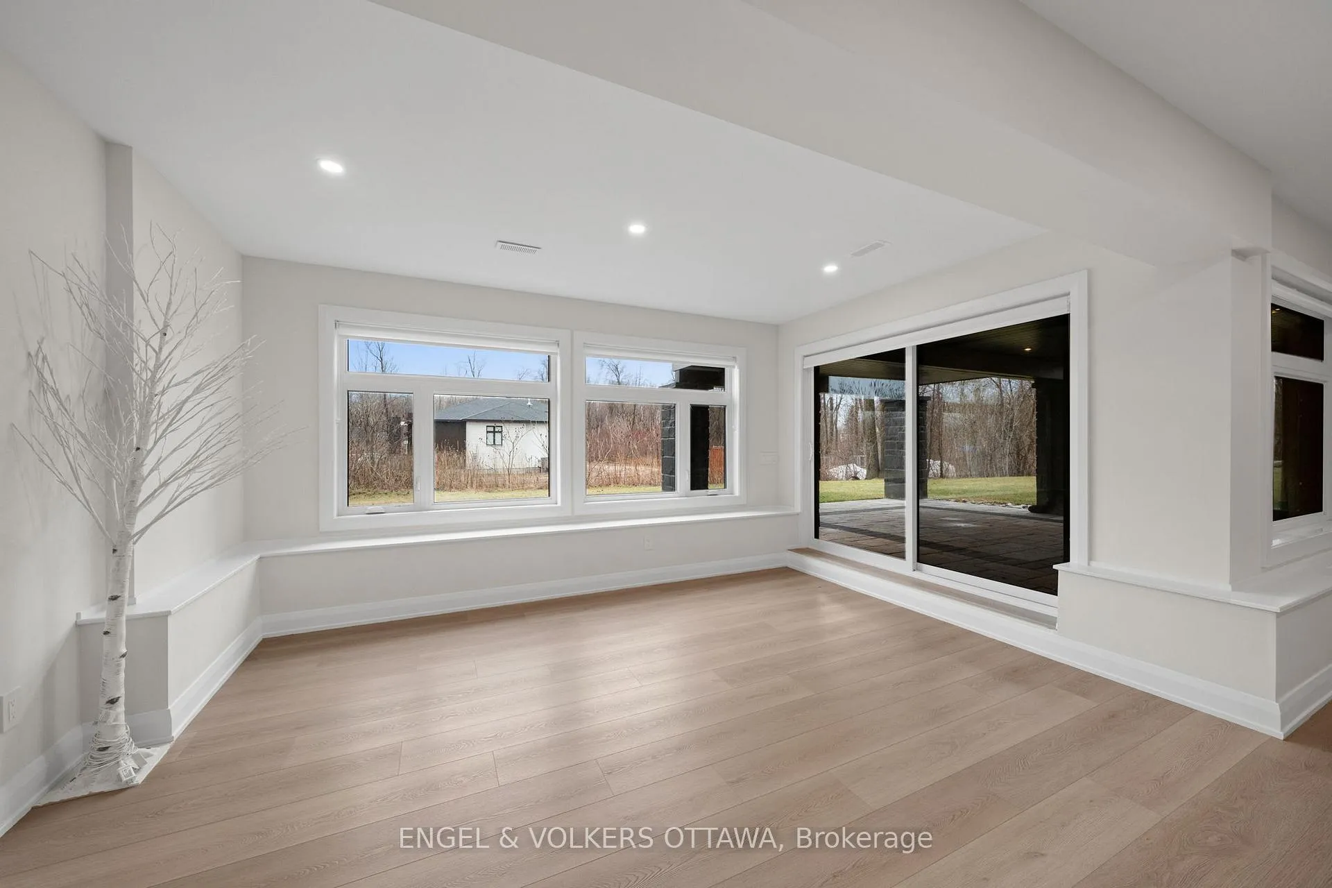 Photo 36 of 1600 Nightshade Place, Ottawa, Greely — HOMEH