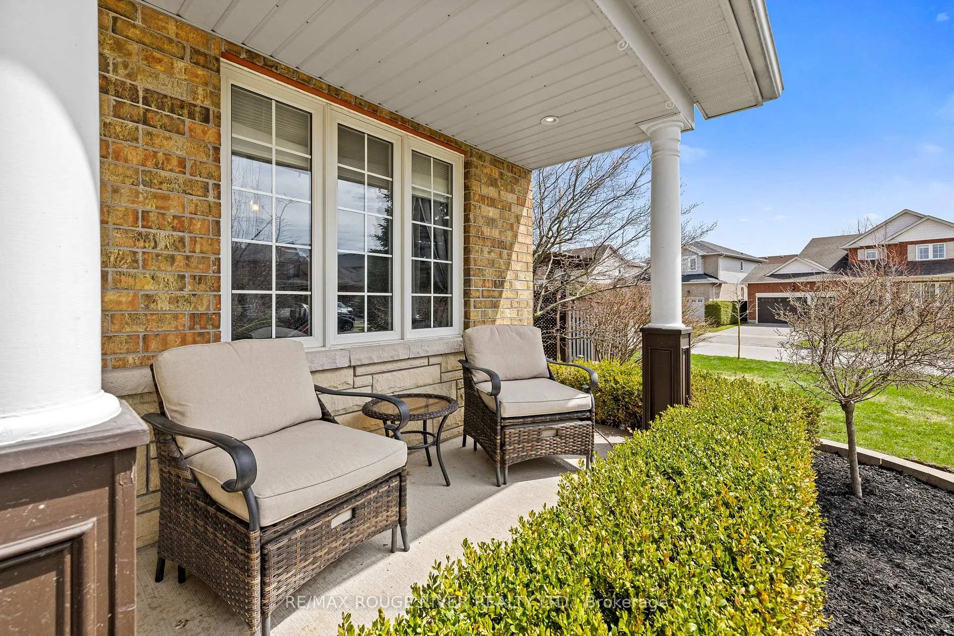 Photo 5 of 9 Clayton Crescent, Clarington, Bowmanville — HOMEH