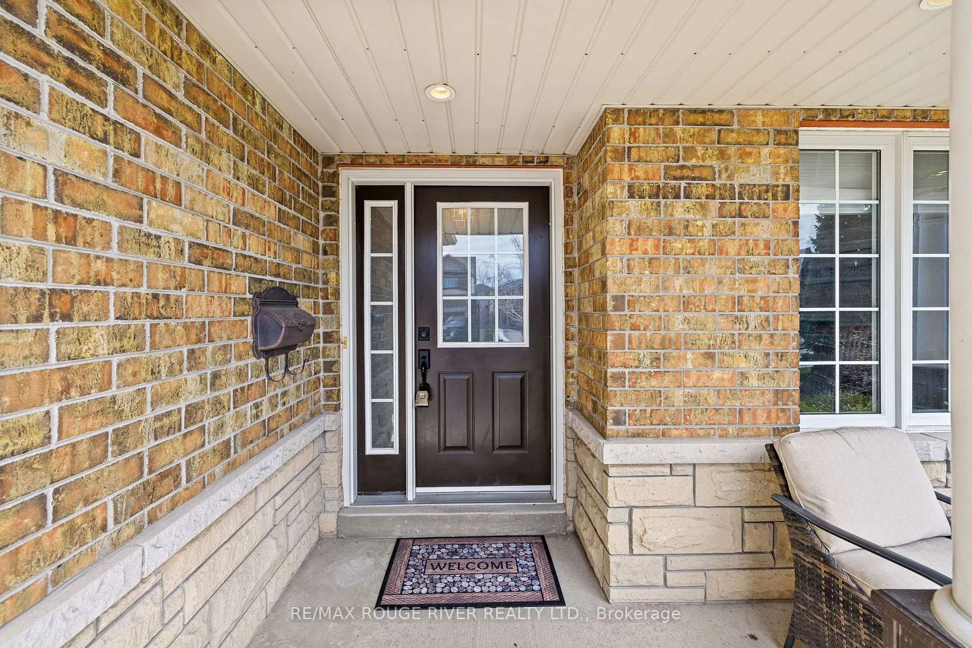 Photo 6 of 9 Clayton Crescent, Clarington, Bowmanville — HOMEH