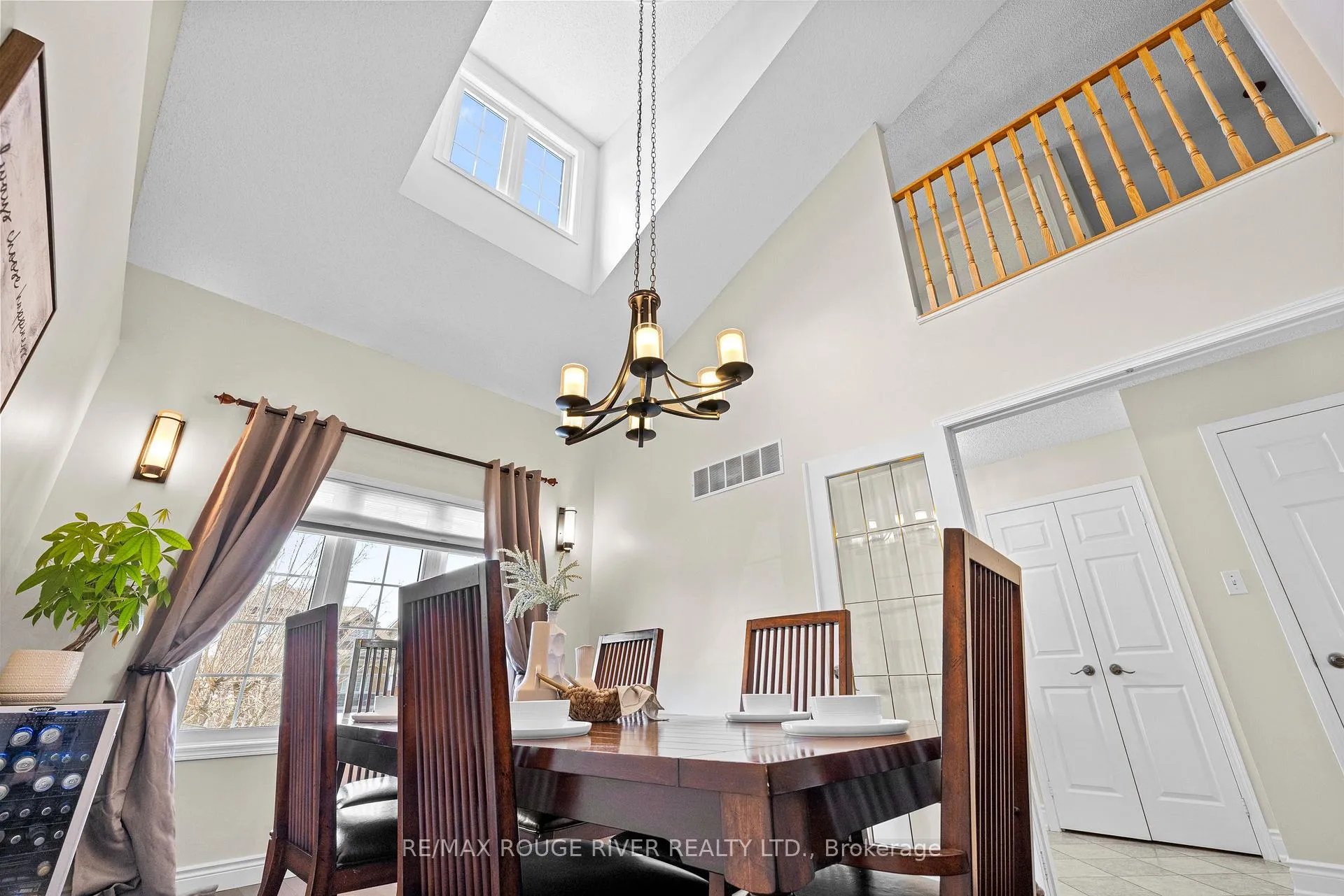 Photo 9 of 9 Clayton Crescent, Clarington, Bowmanville — HOMEH
