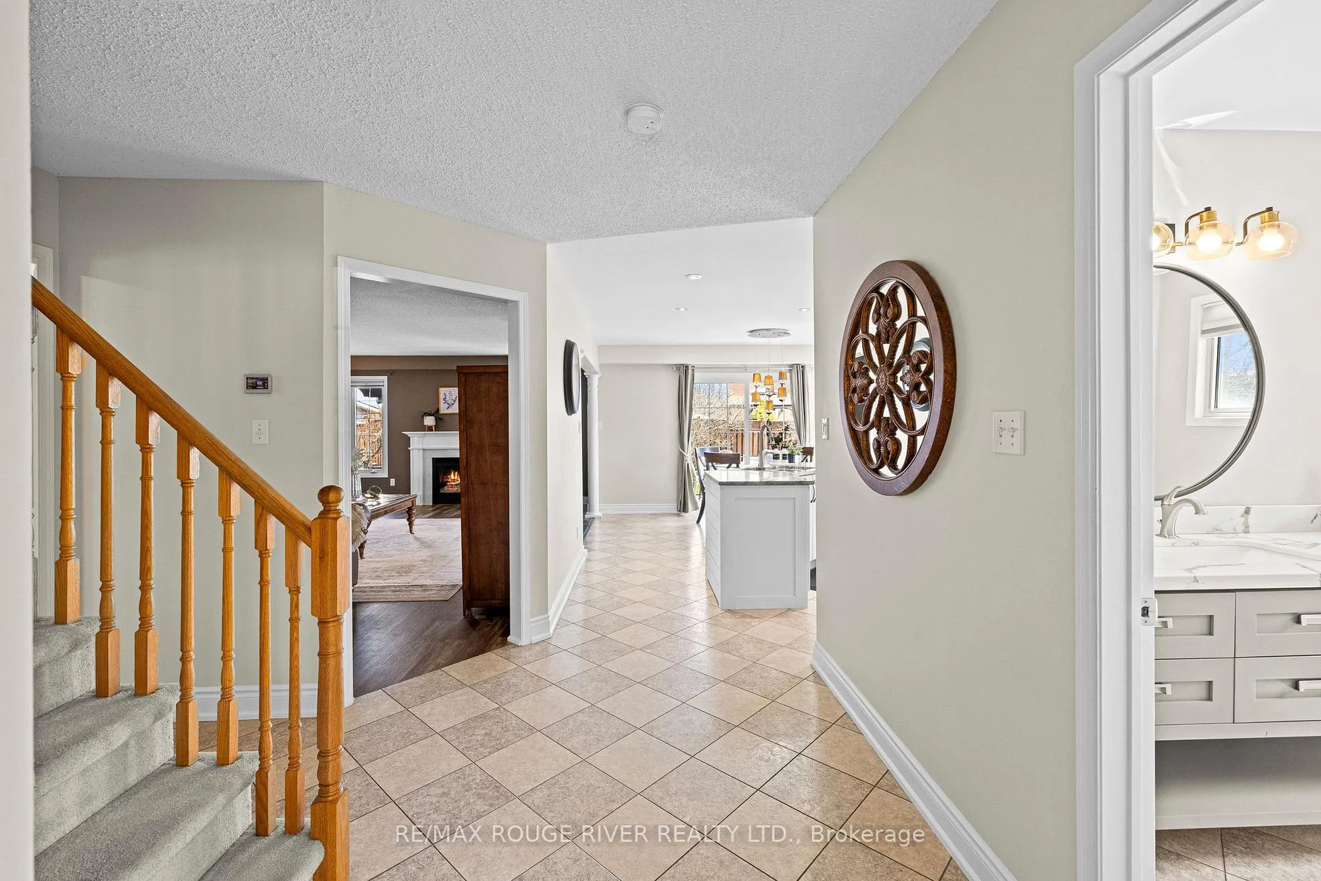 Photo 11 of 9 Clayton Crescent, Clarington, Bowmanville — HOMEH