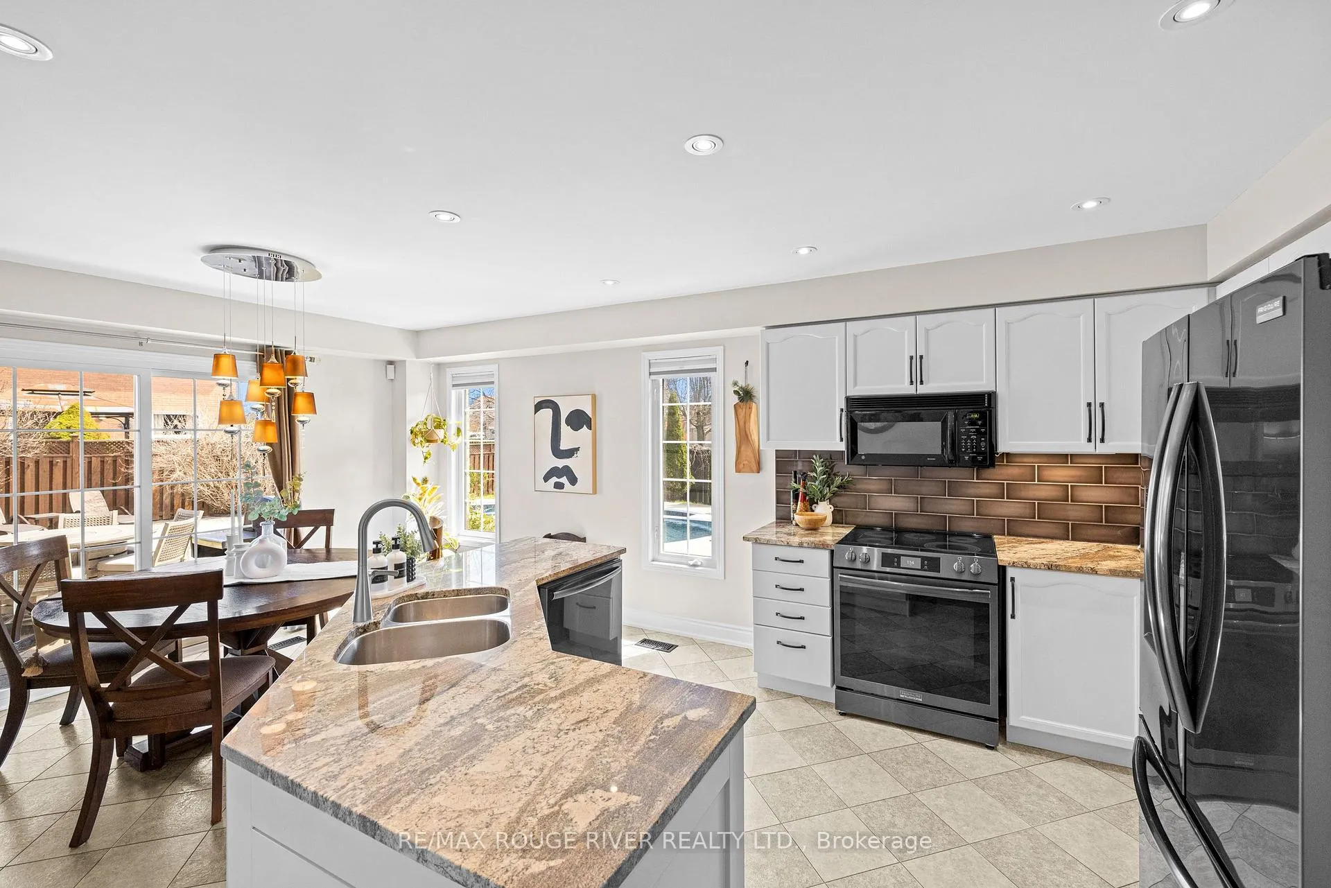 Photo 18 of 9 Clayton Crescent, Clarington, Bowmanville — HOMEH