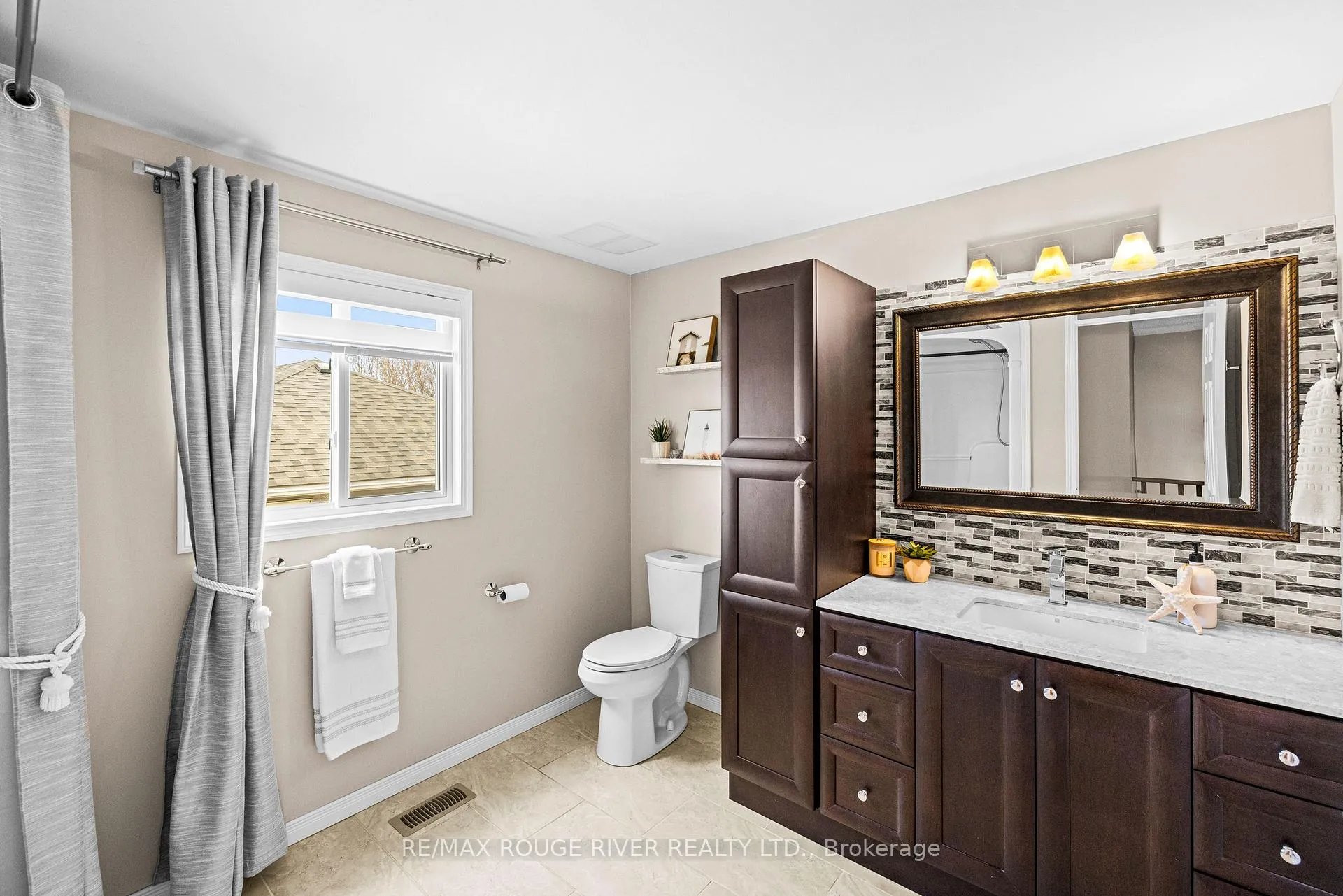 Photo 31 of 9 Clayton Crescent, Clarington, Bowmanville — HOMEH