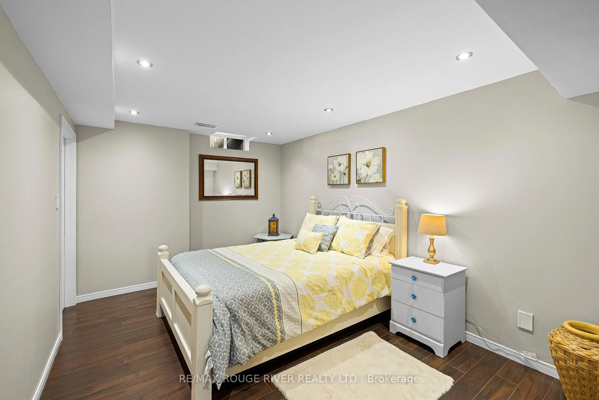 Photo 35 of 9 Clayton Crescent, Clarington, Bowmanville — HOMEH