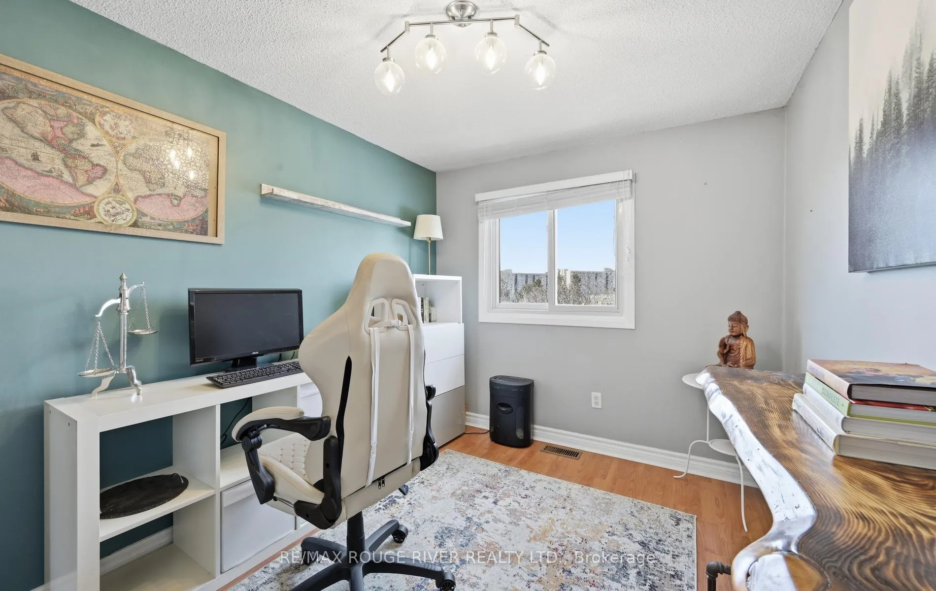Photo 22 of 579 Cobblehill Drive, Oshawa, Pinecrest — HOMEH