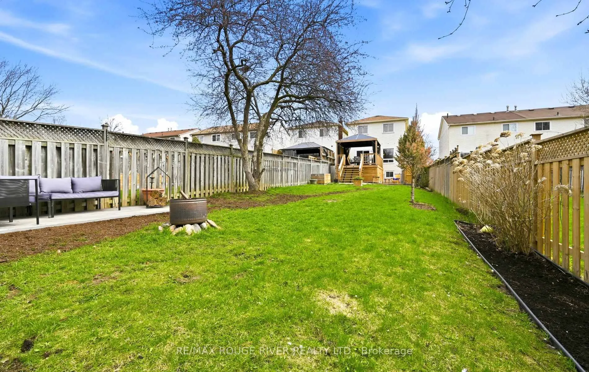 Photo 33 of 579 Cobblehill Drive, Oshawa, Pinecrest — HOMEH