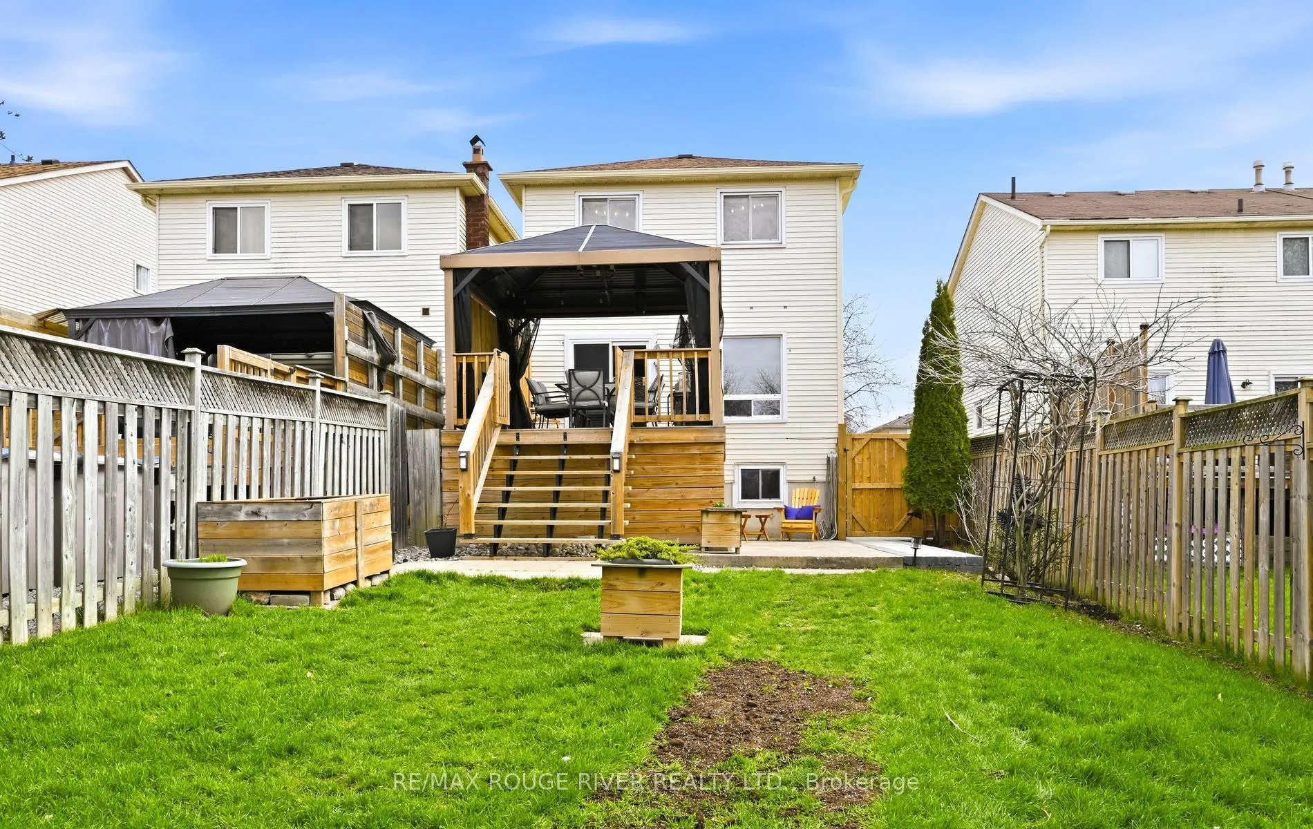 Photo 34 of 579 Cobblehill Drive, Oshawa, Pinecrest — HOMEH