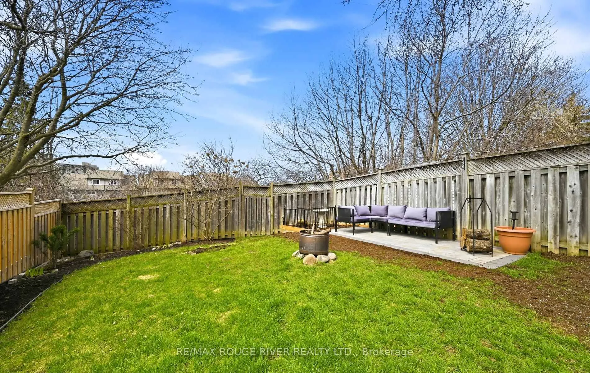Photo 36 of 579 Cobblehill Drive, Oshawa, Pinecrest — HOMEH