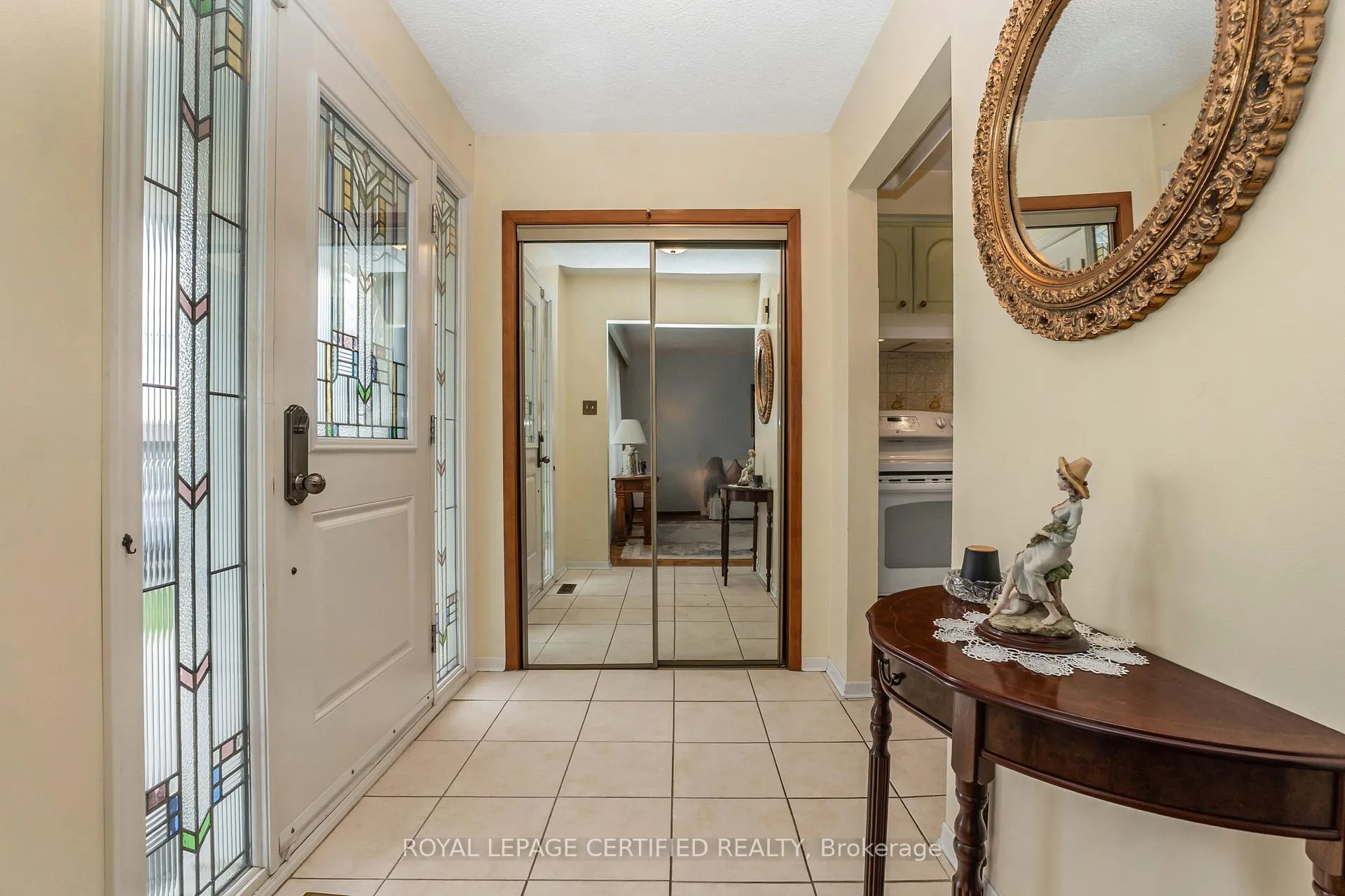 Photo 6 of 64 Malcolm Crescent, Brampton, Central Park — HOMEH