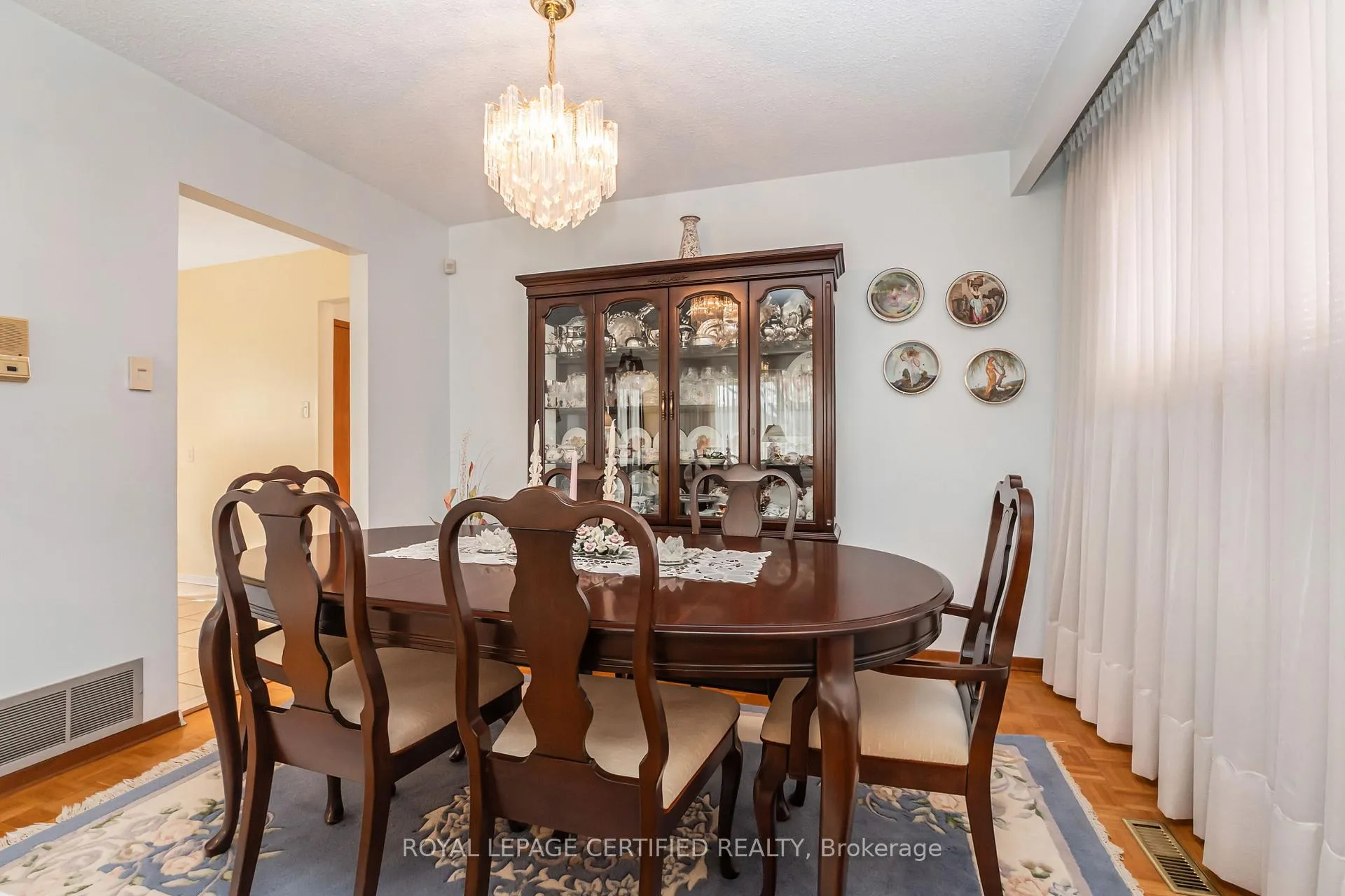 Photo 9 of 64 Malcolm Crescent, Brampton, Central Park — HOMEH