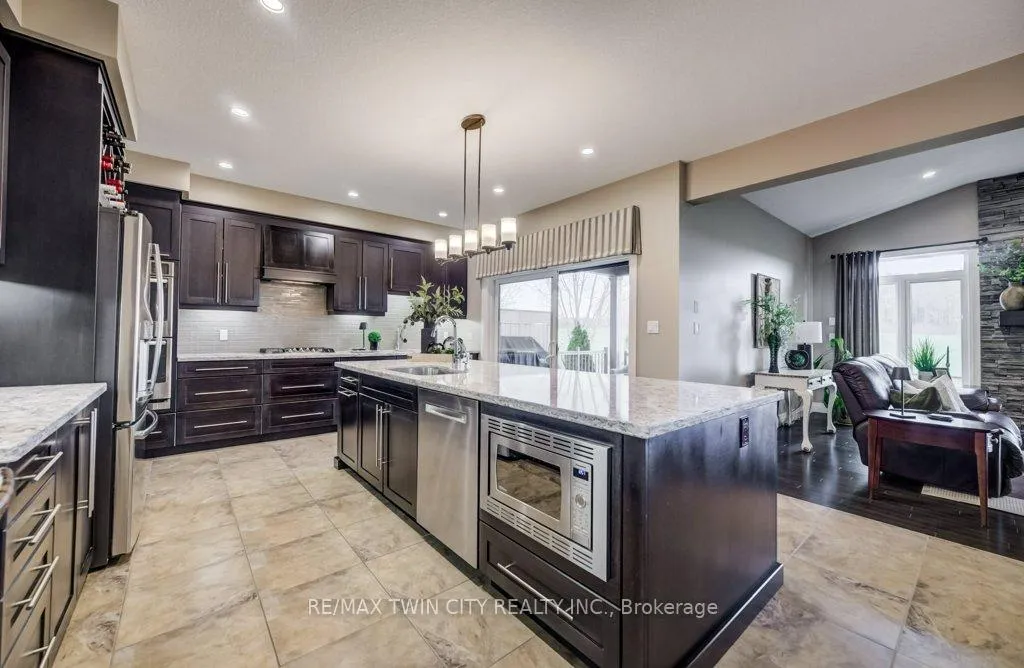 Photo 17 of 92 Kropf Drive, Wilmot — HOMEH