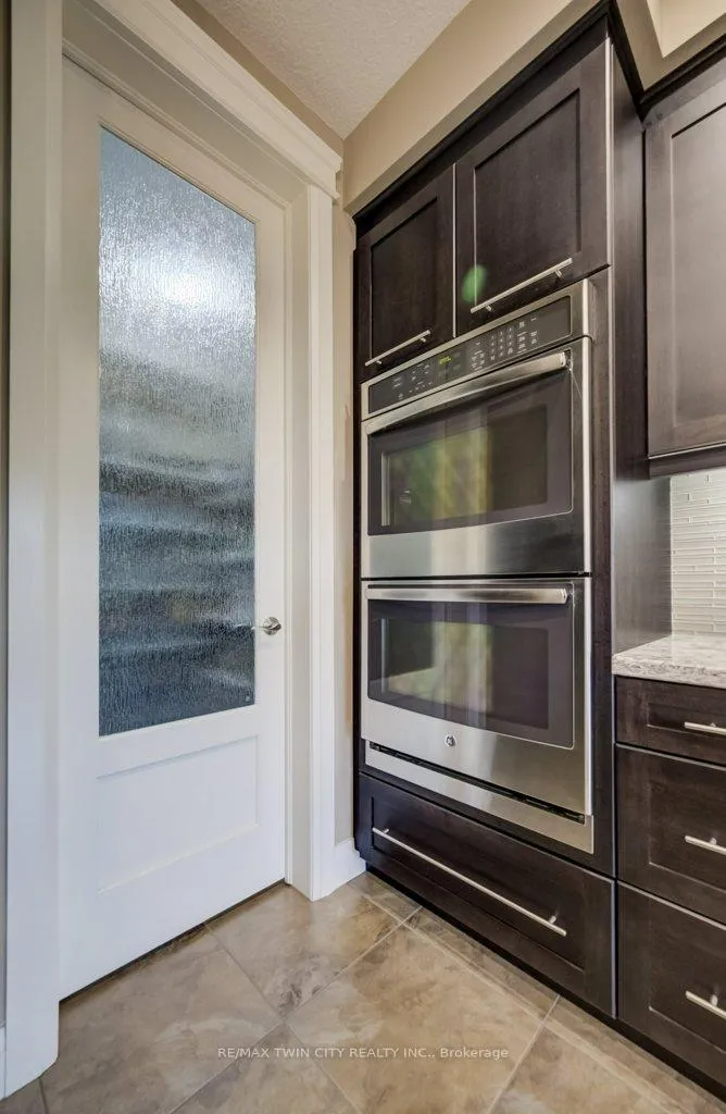 Photo 22 of 92 Kropf Drive, Wilmot — HOMEH