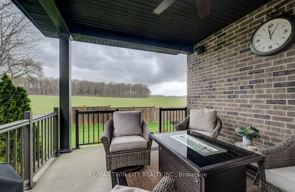 Photo 24 of 92 Kropf Drive, Wilmot — HOMEH