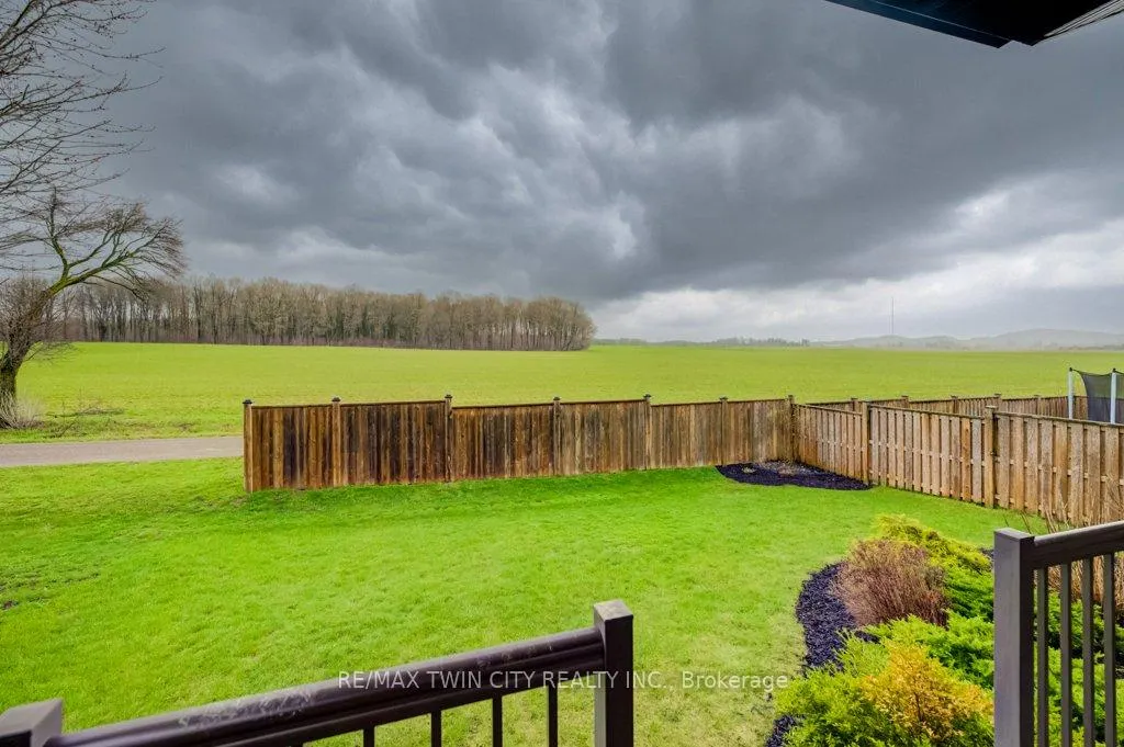 Photo 25 of 92 Kropf Drive, Wilmot — HOMEH