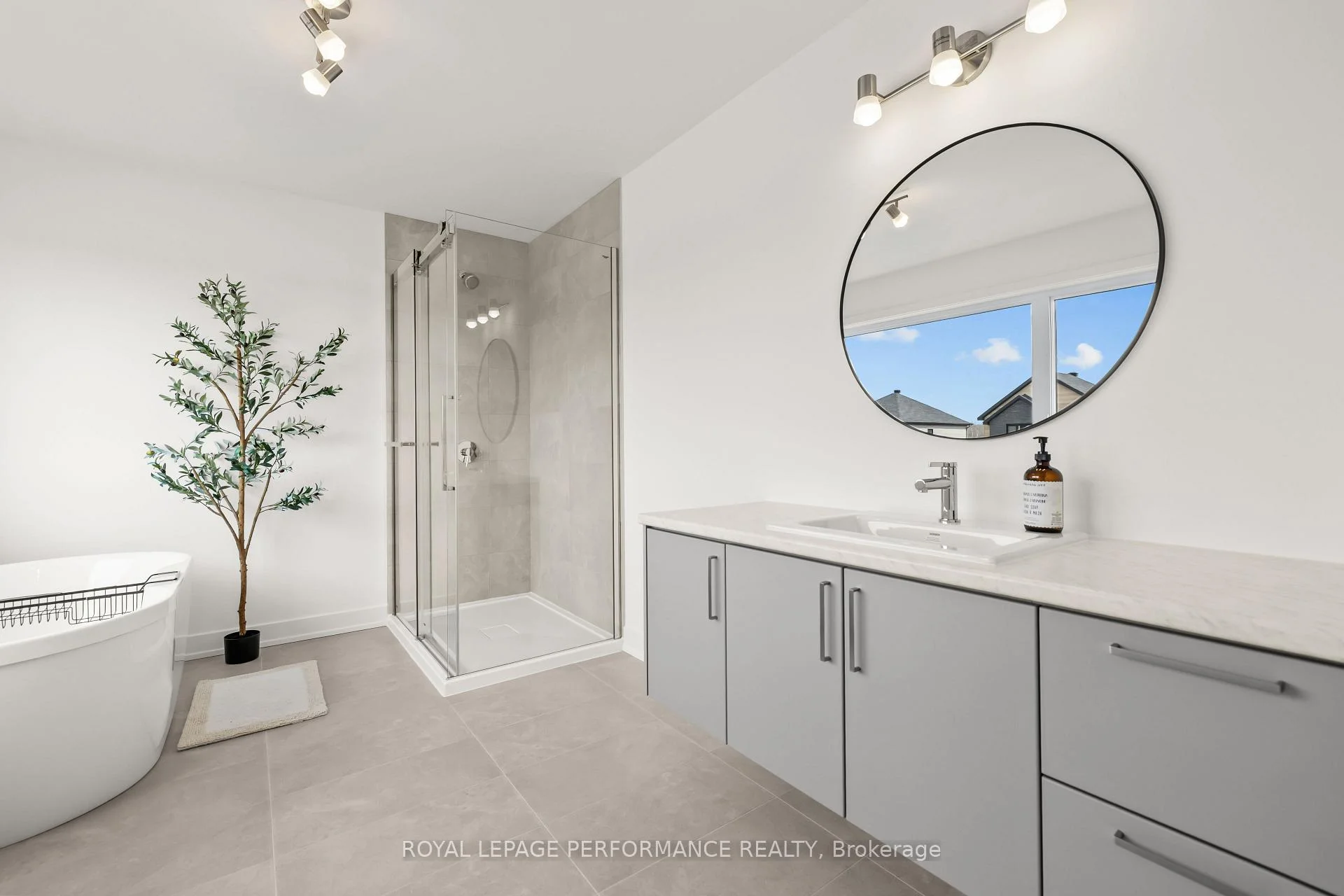 Photo 46 of 235 Bourdeau Boulevard, The Nation, Limoges — HOMEH