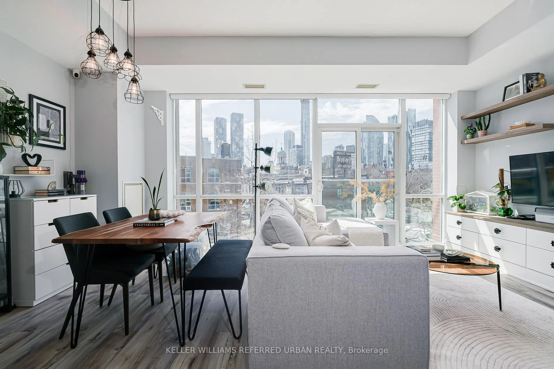 Photo 6 of Unit S325, 112 George Street, Toronto, Moss Park — HOMEH