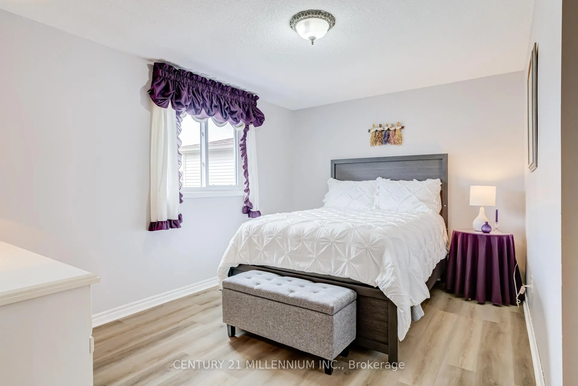 Photo 17 of 7 Oleander Crescent, Brampton, Heart Lake East — HOMEH