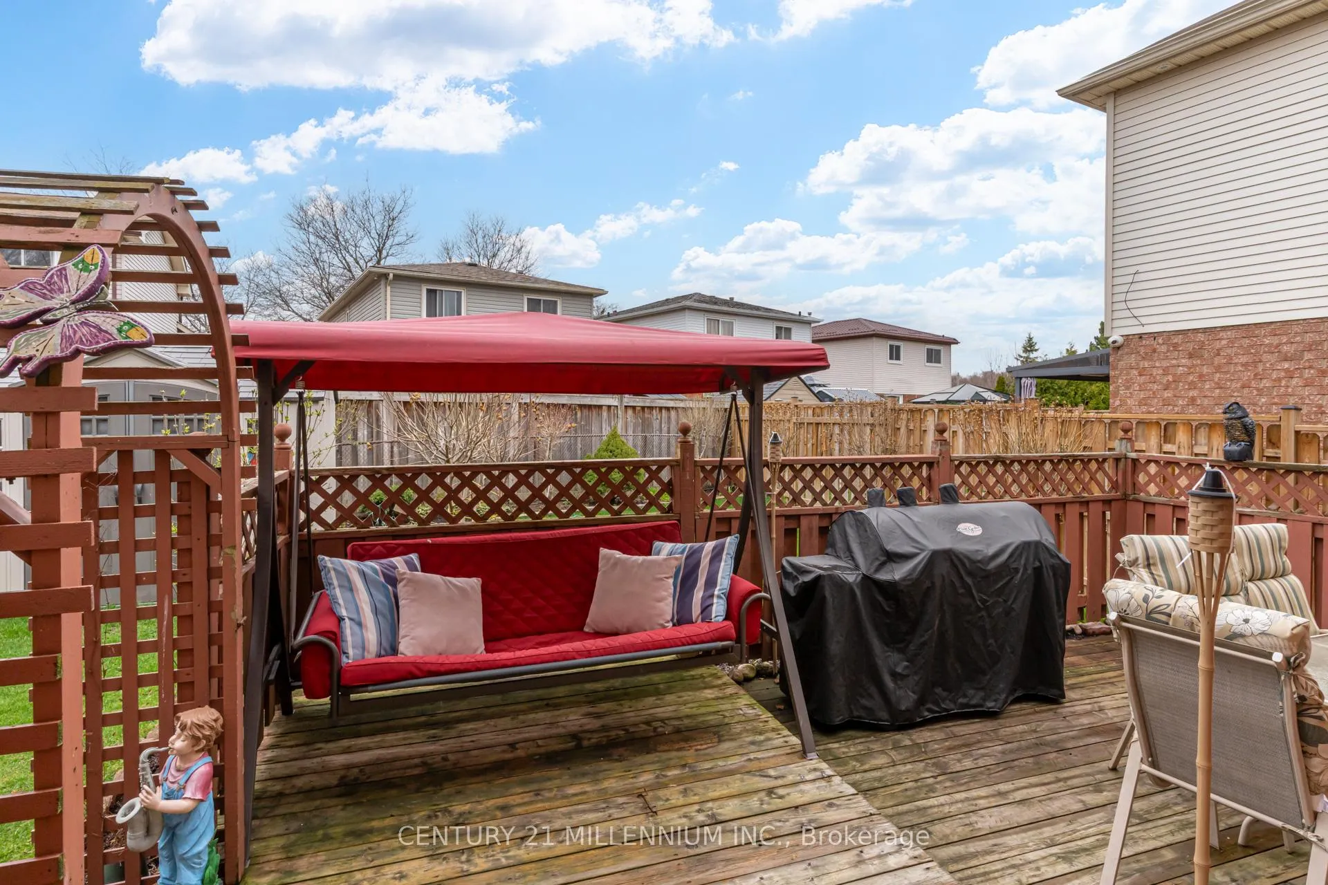 Photo 28 of 7 Oleander Crescent, Brampton, Heart Lake East — HOMEH