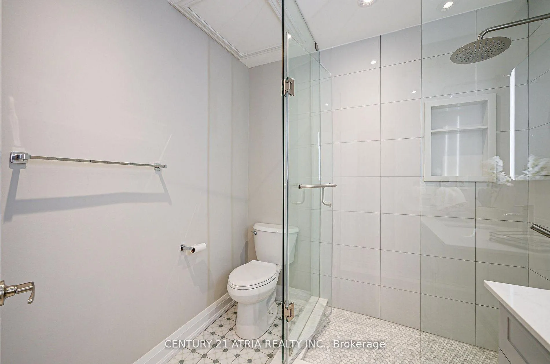 Photo 23 of 190 Romfield Circuit, Markham, Royal Orchard — HOMEH