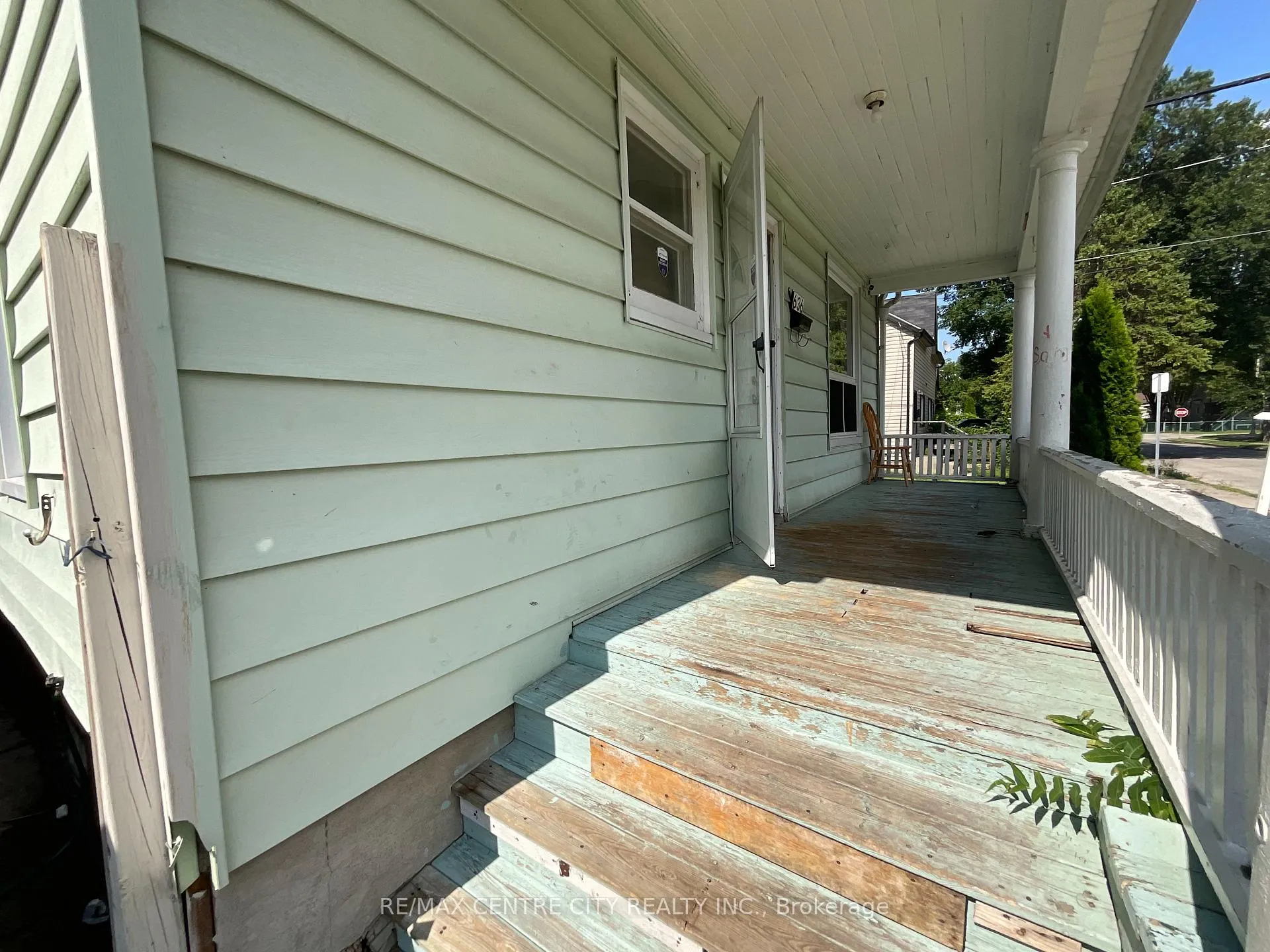 Photo 6 of 636 Assumption Street N, Windsor — HOMEH