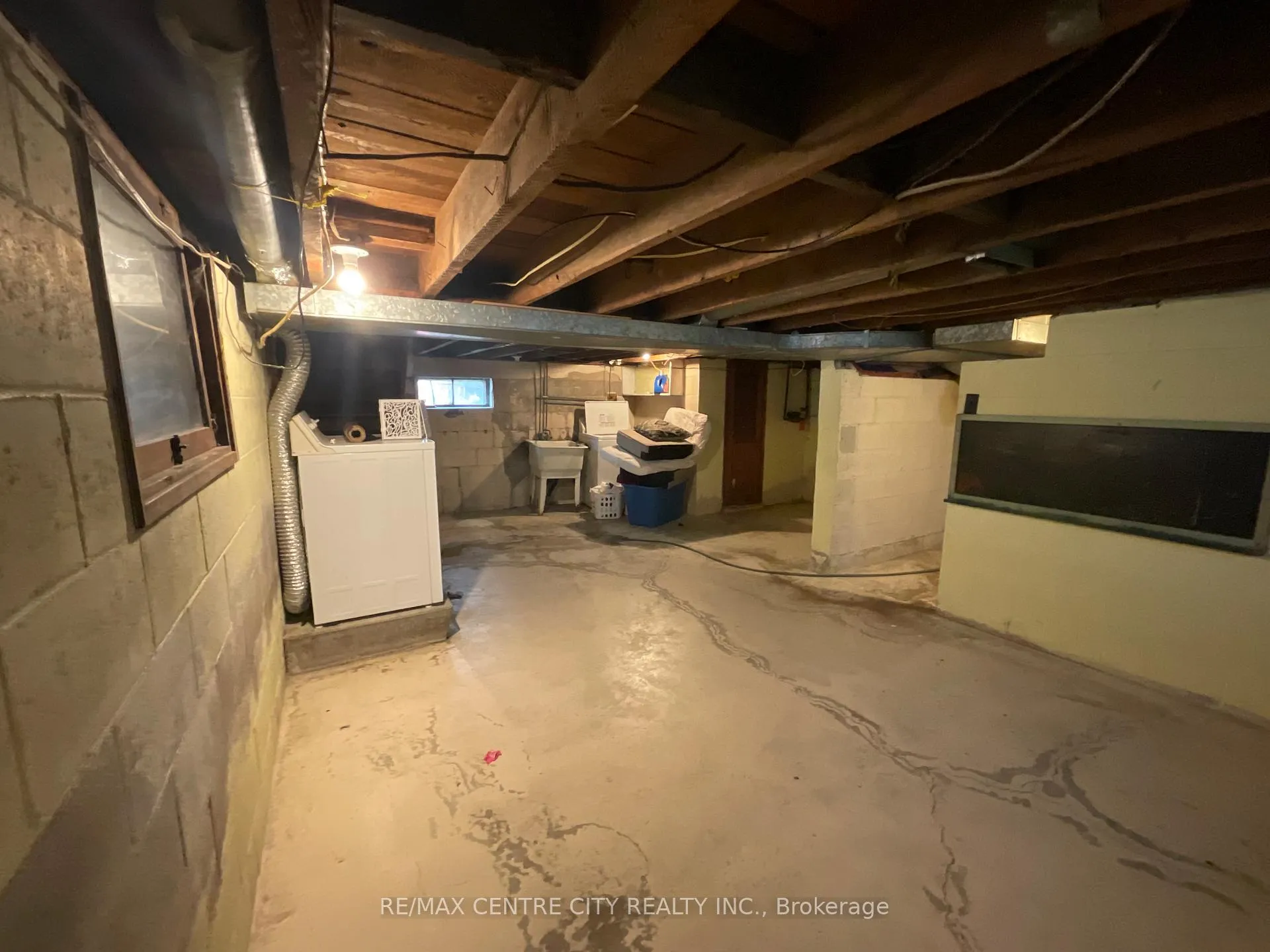 Photo 12 of 636 Assumption Street N, Windsor — HOMEH