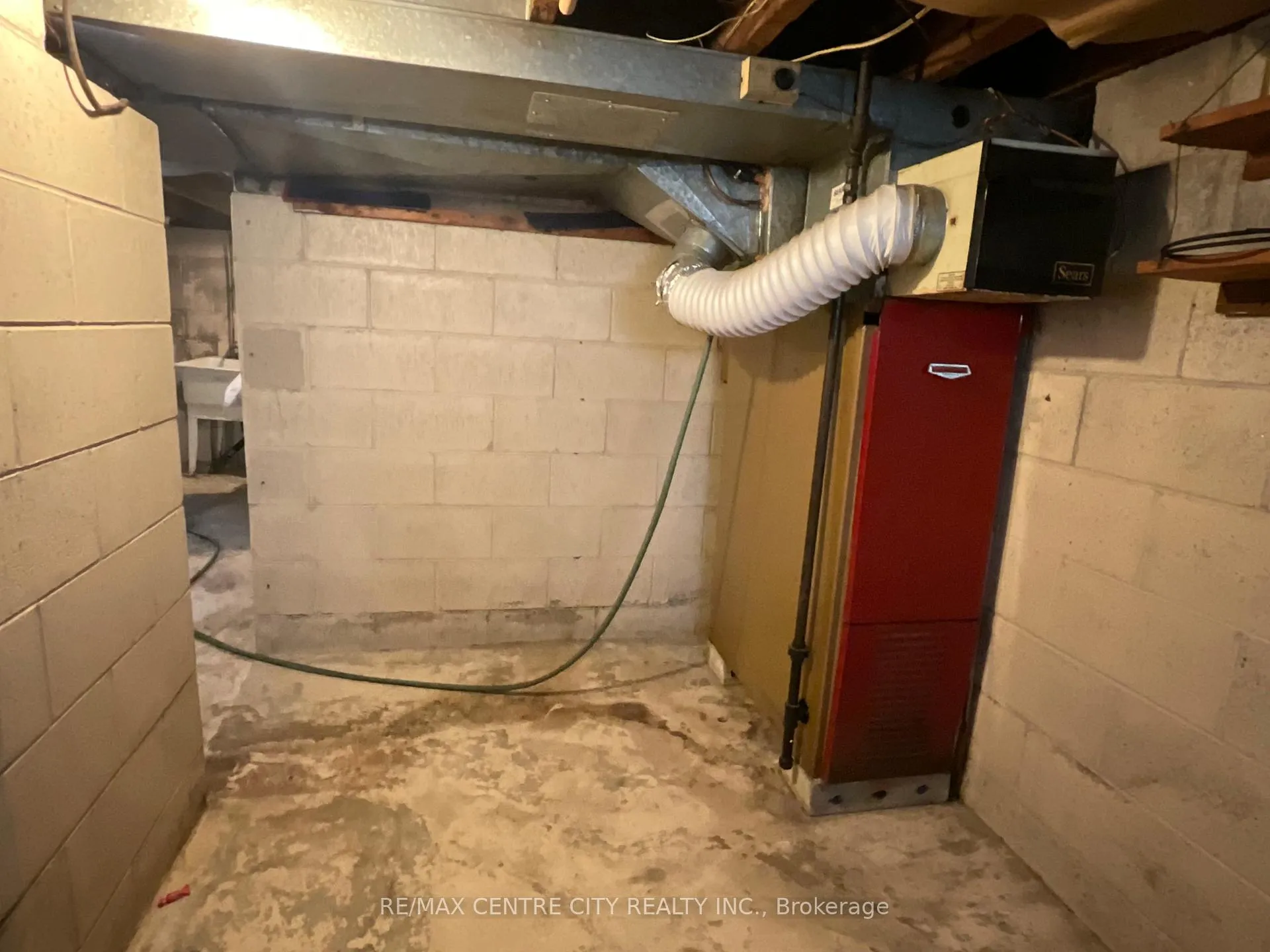 Photo 20 of 636 Assumption Street N, Windsor — HOMEH