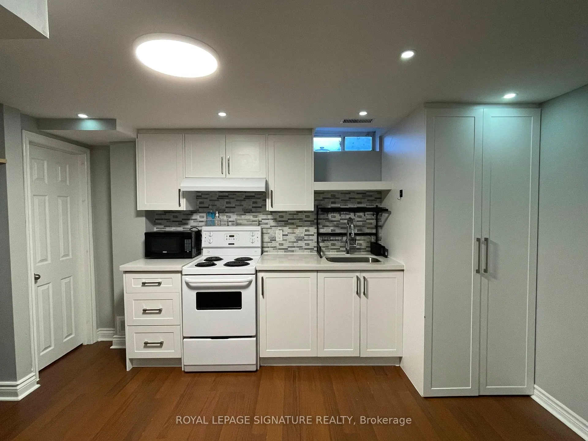 Photo 2 of Unit Bsmt, 157 Rouge River Drive, Scarborough, Rouge — HOMEH