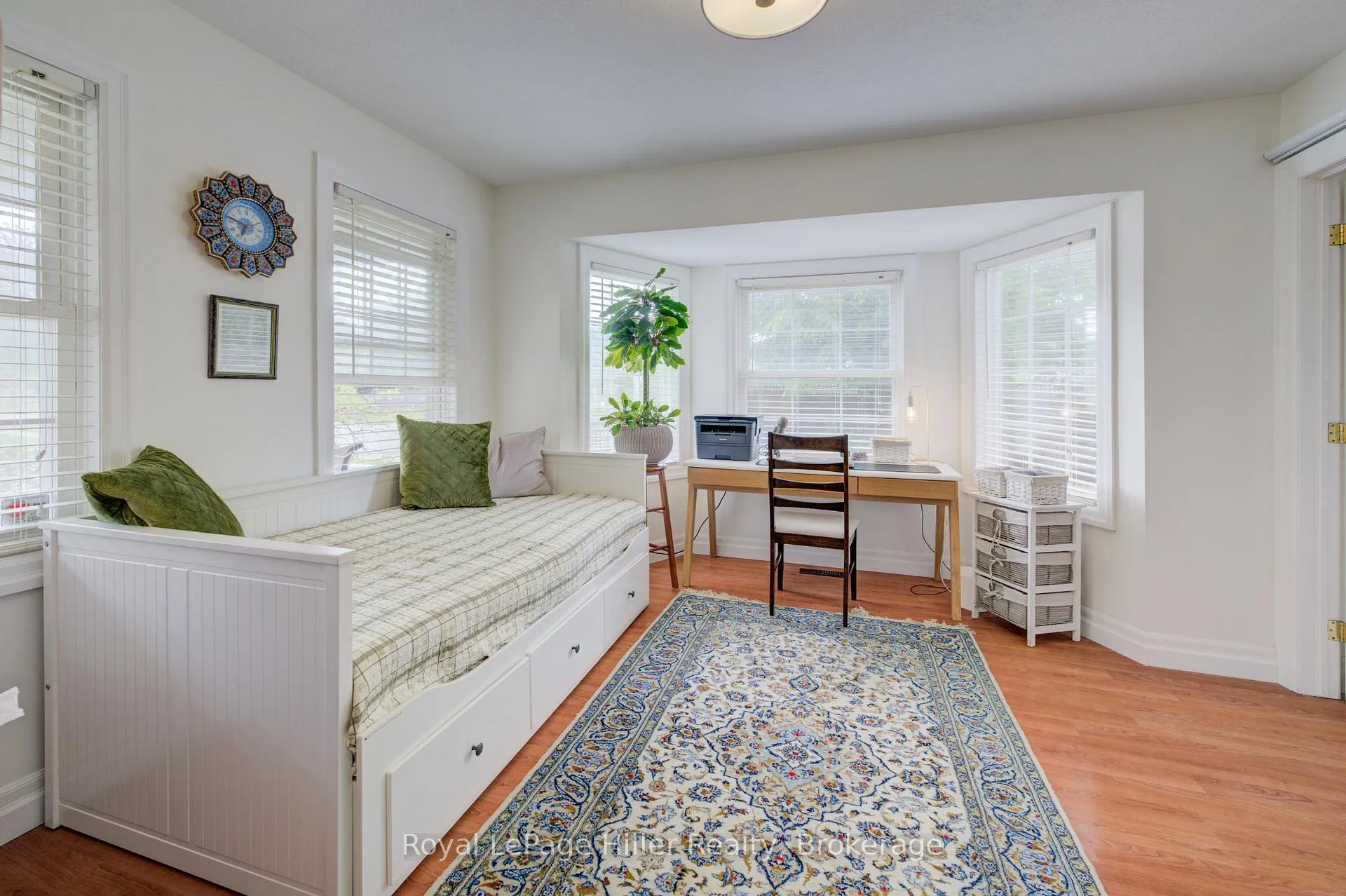 Photo 4 of 34 Eagle Drive, Stratford — HOMEH