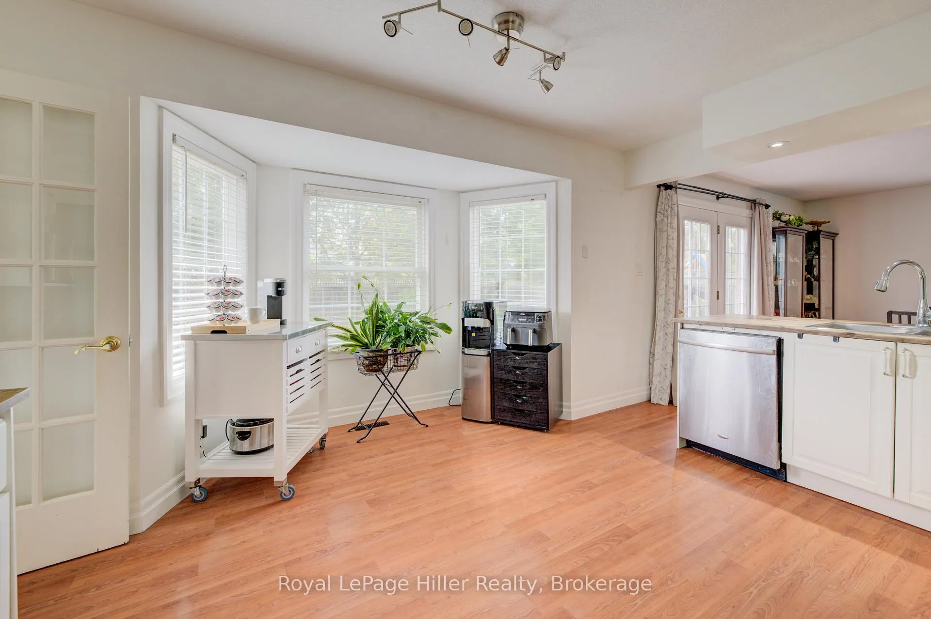 Photo 10 of 34 Eagle Drive, Stratford — HOMEH