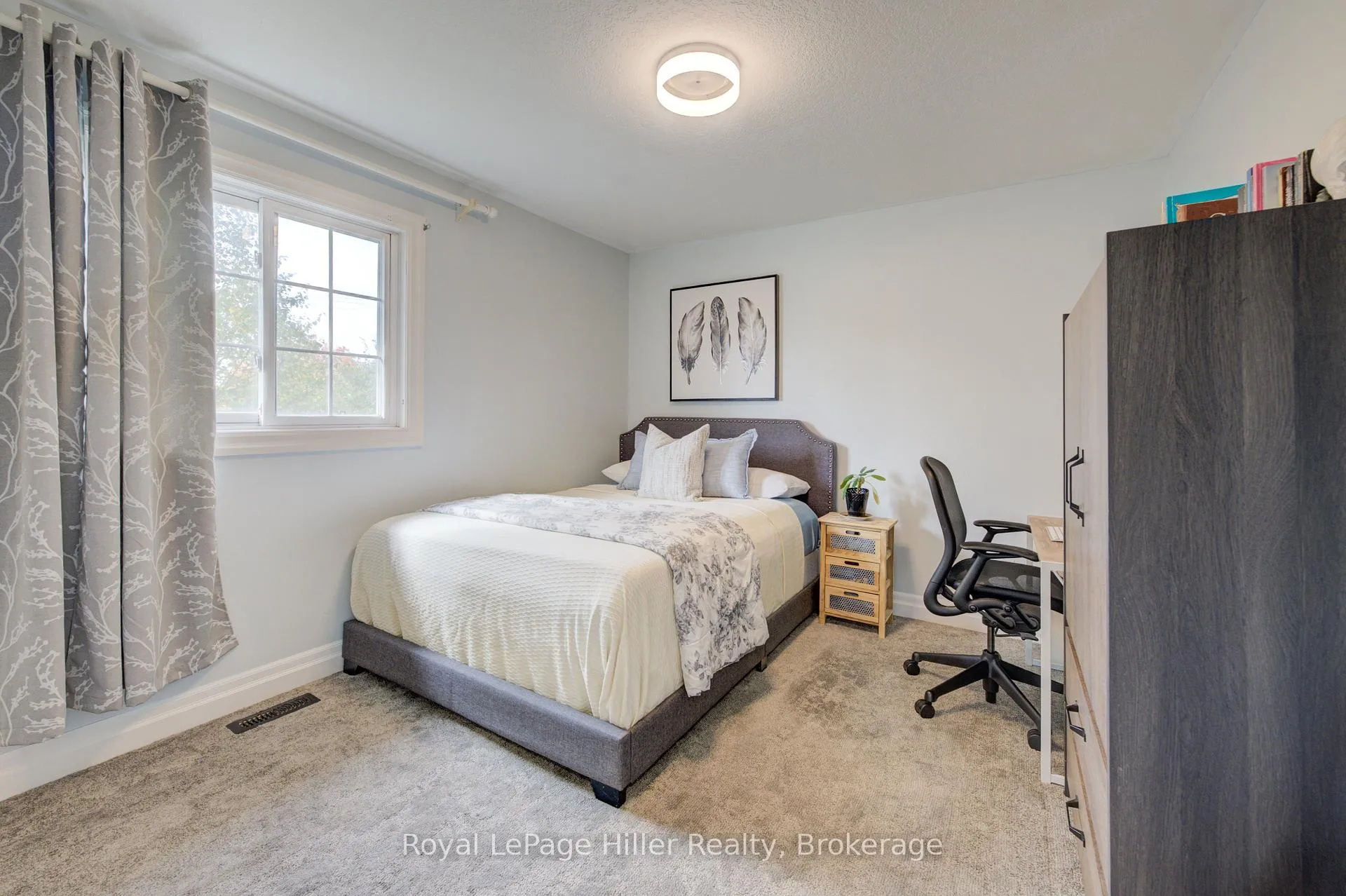 Photo 28 of 34 Eagle Drive, Stratford — HOMEH
