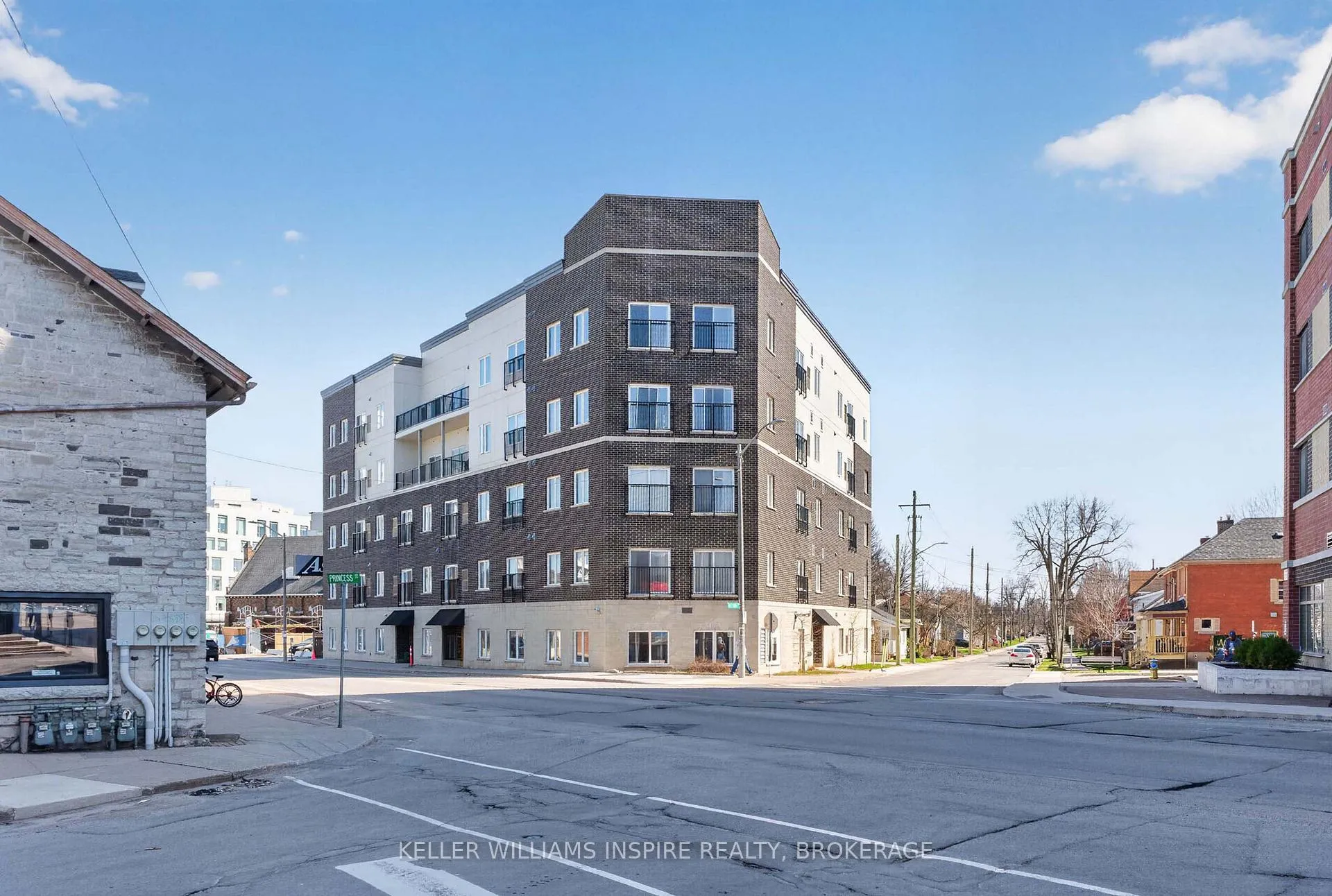 Photo 2 of Unit 207, 630 Princess Street, Kingston, Central City East — HOMEH