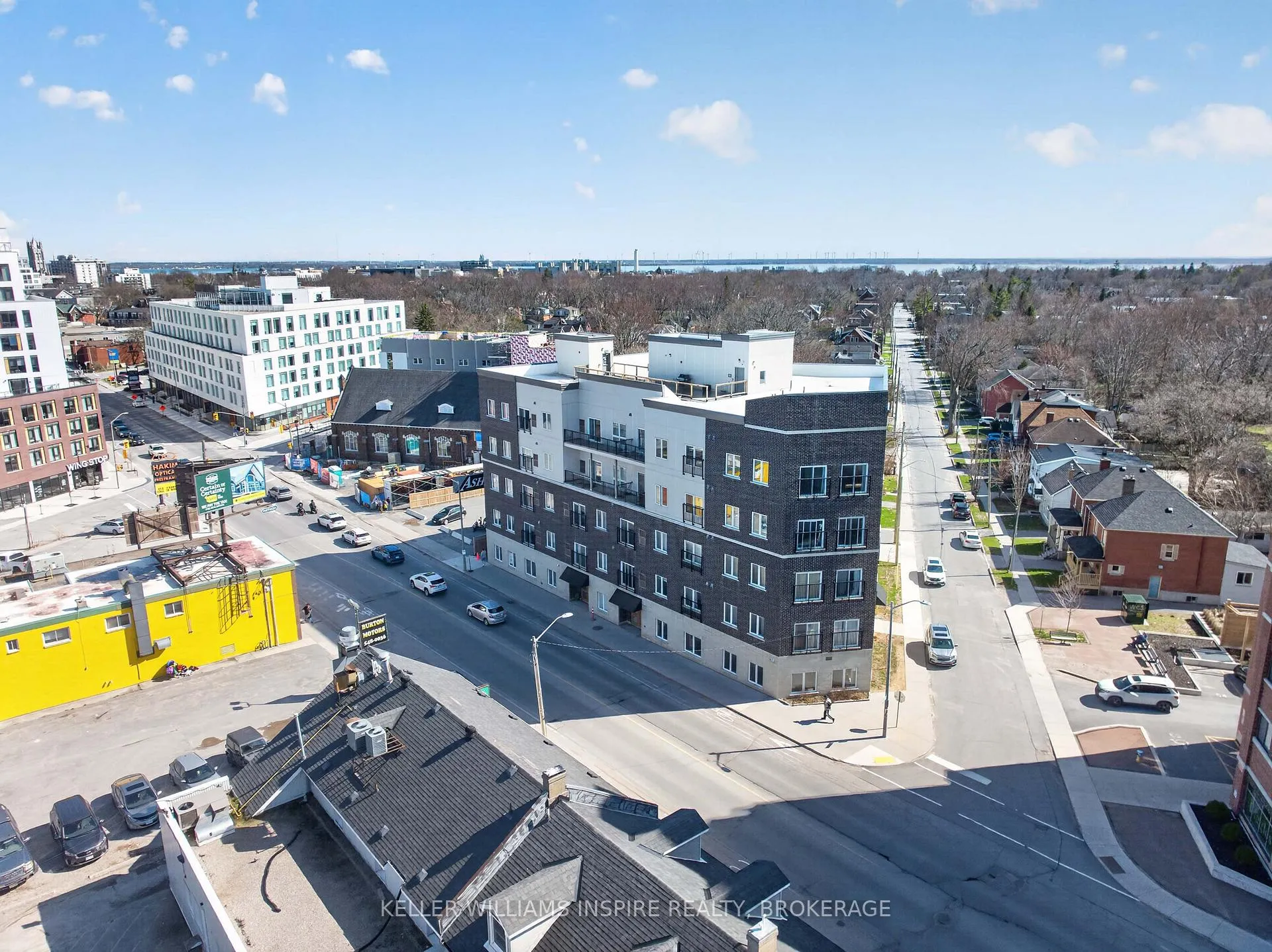 Photo of Unit 207, 630 Princess Street