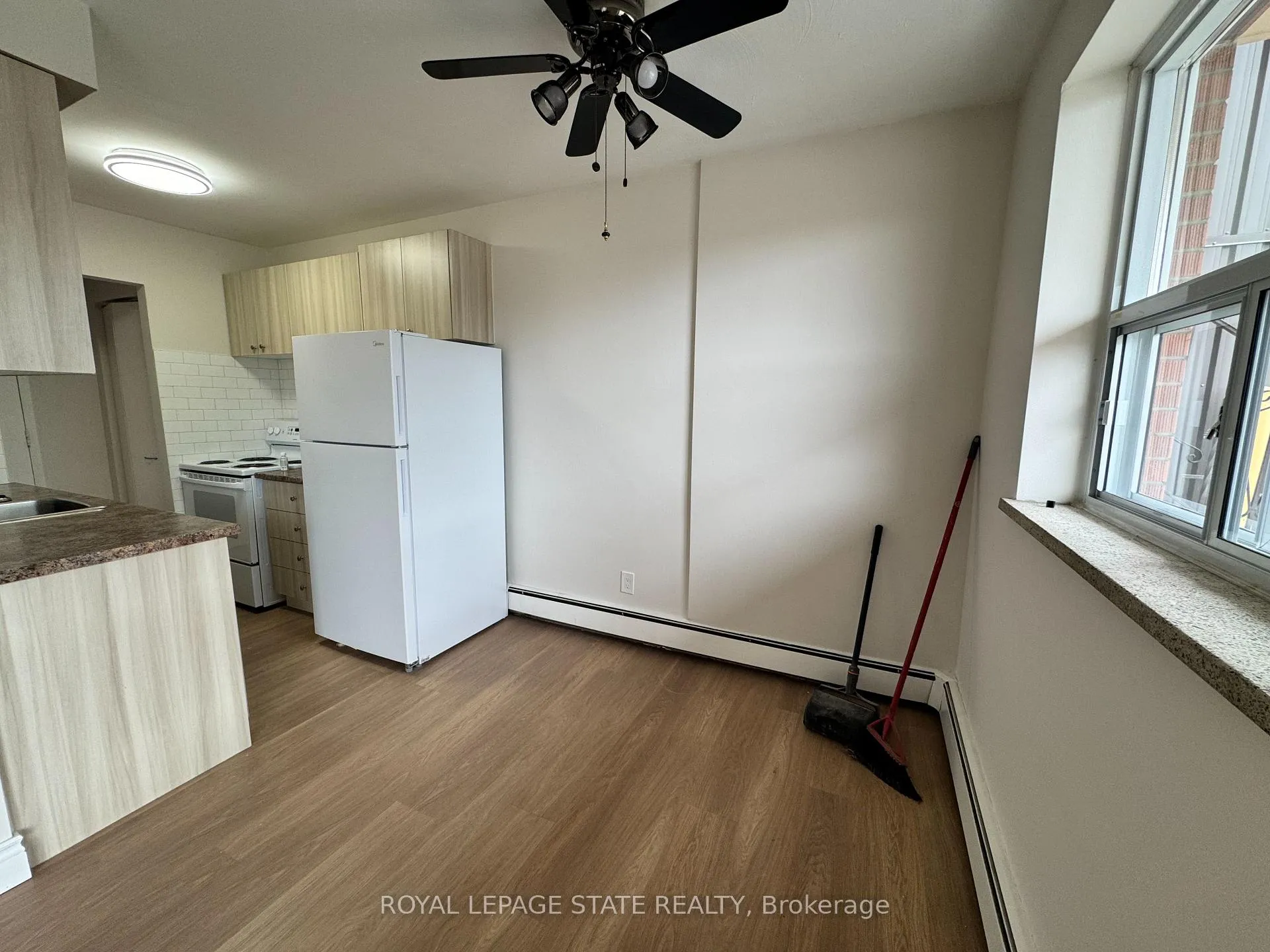 Photo 6 of Unit 102, 105 Tia Drive, Hamilton, Kentley — HOMEH