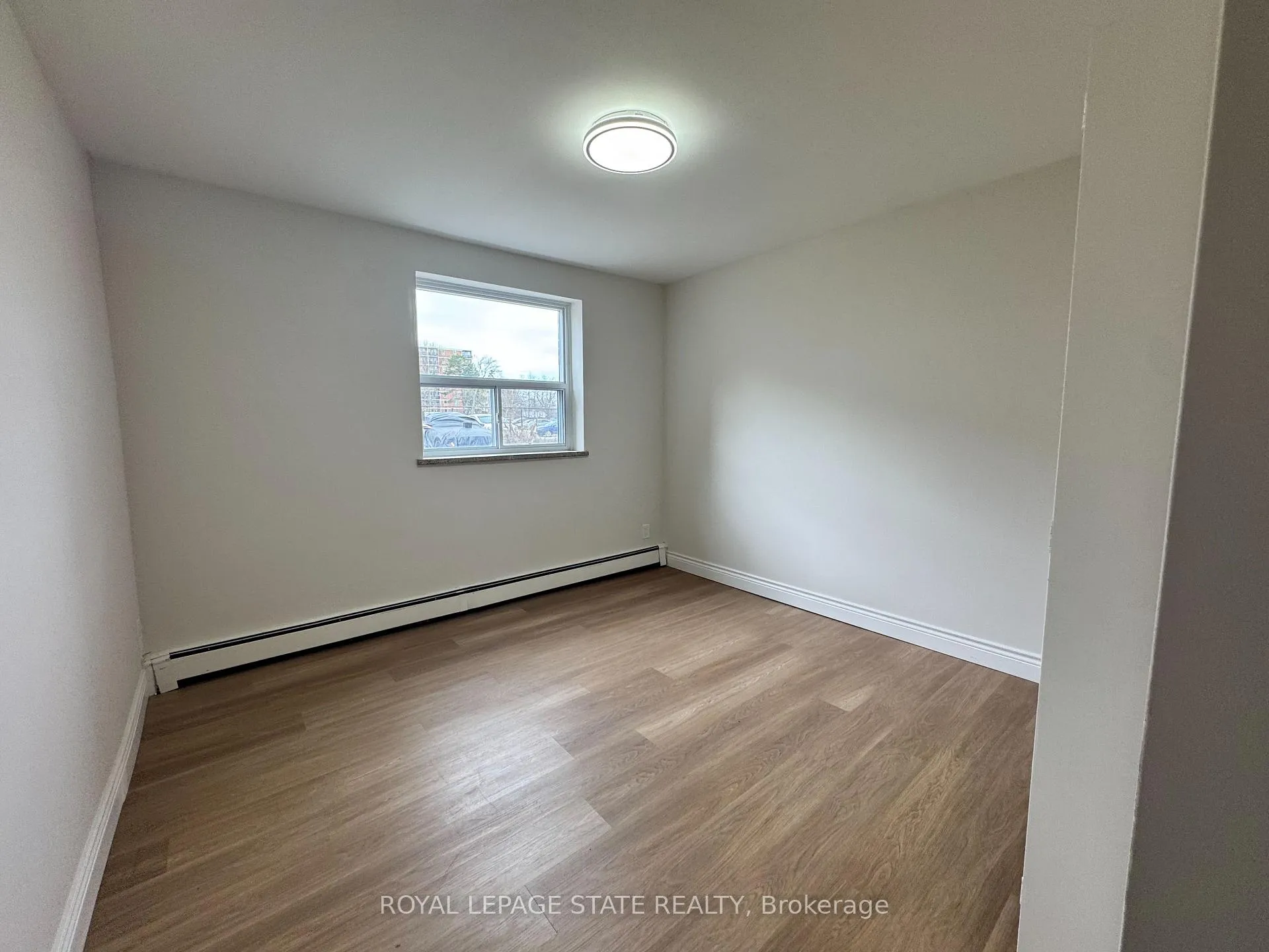 Photo 8 of Unit 102, 105 Tia Drive, Hamilton, Kentley — HOMEH
