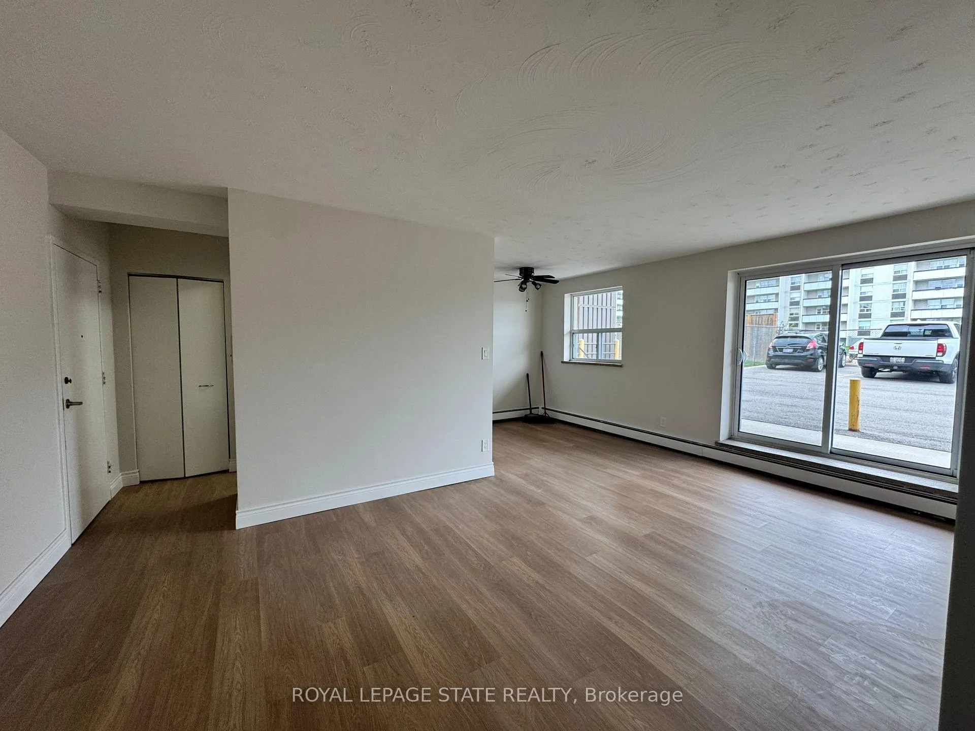 Photo 10 of Unit 102, 105 Tia Drive, Hamilton, Kentley — HOMEH