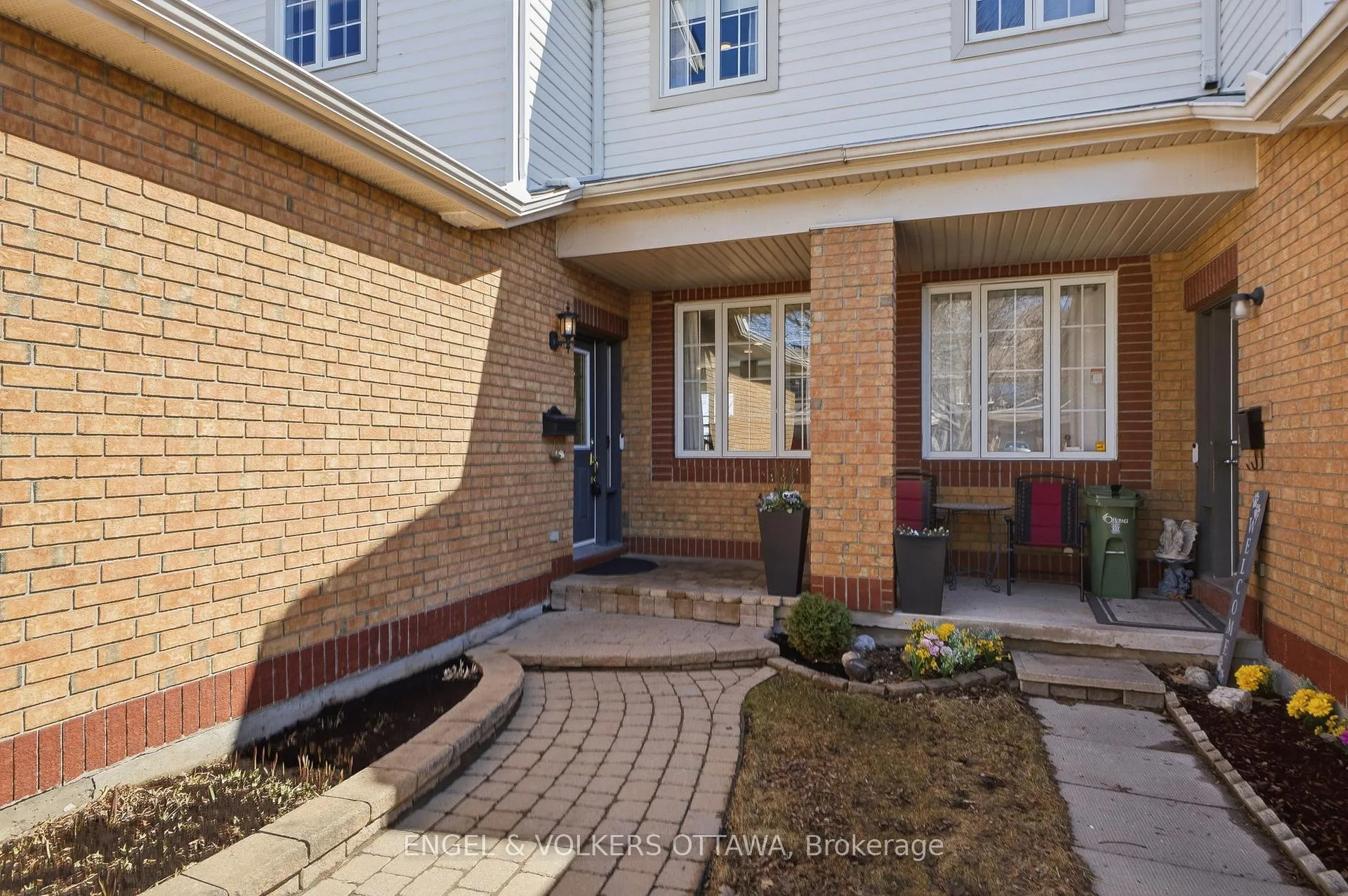 Photo 2 of 50 Carwood Circle, Ottawa, Carson Meadows — HOMEH