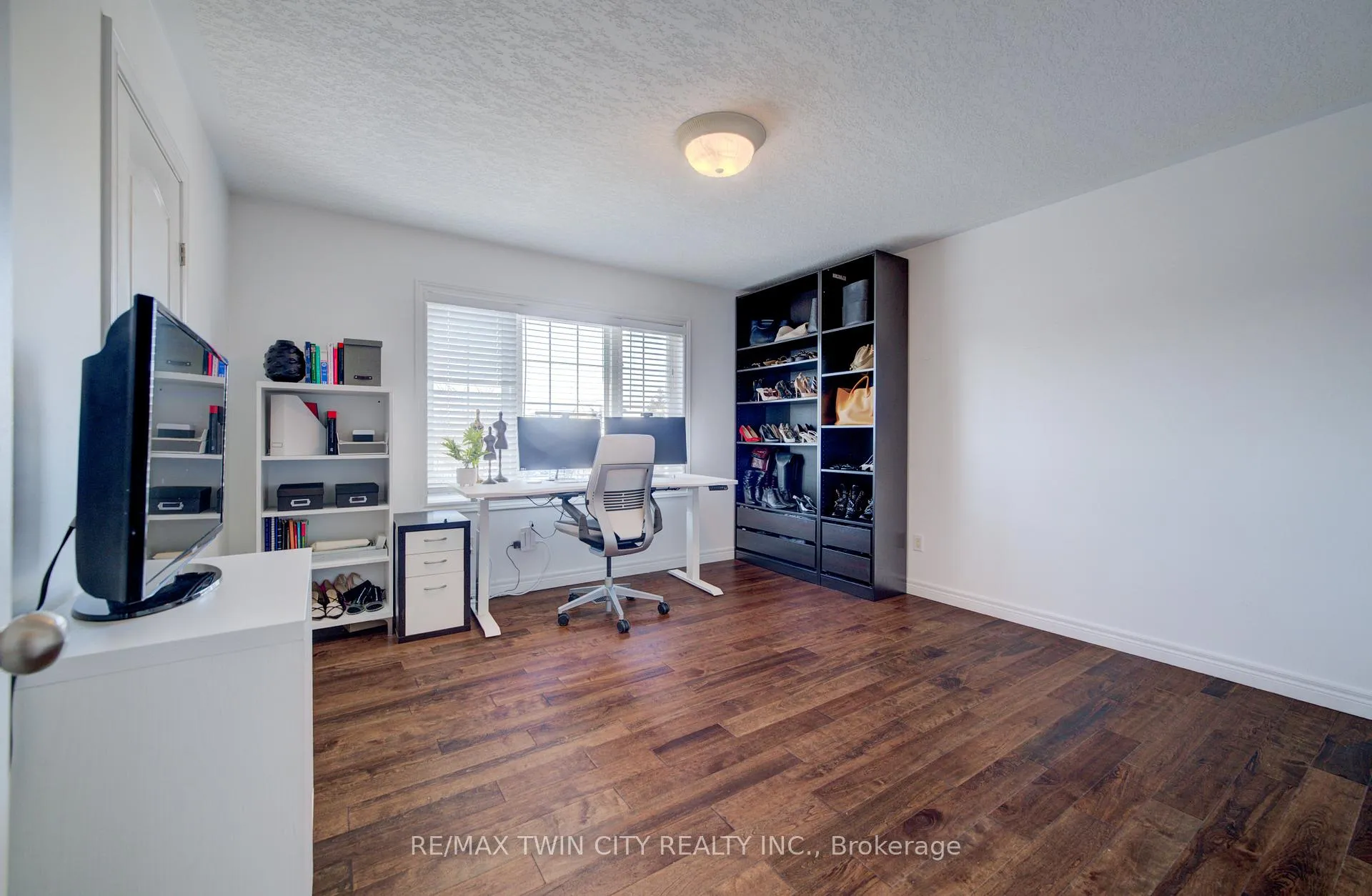 Photo 34 of 169 Falconridge Drive, Kitchener — HOMEH