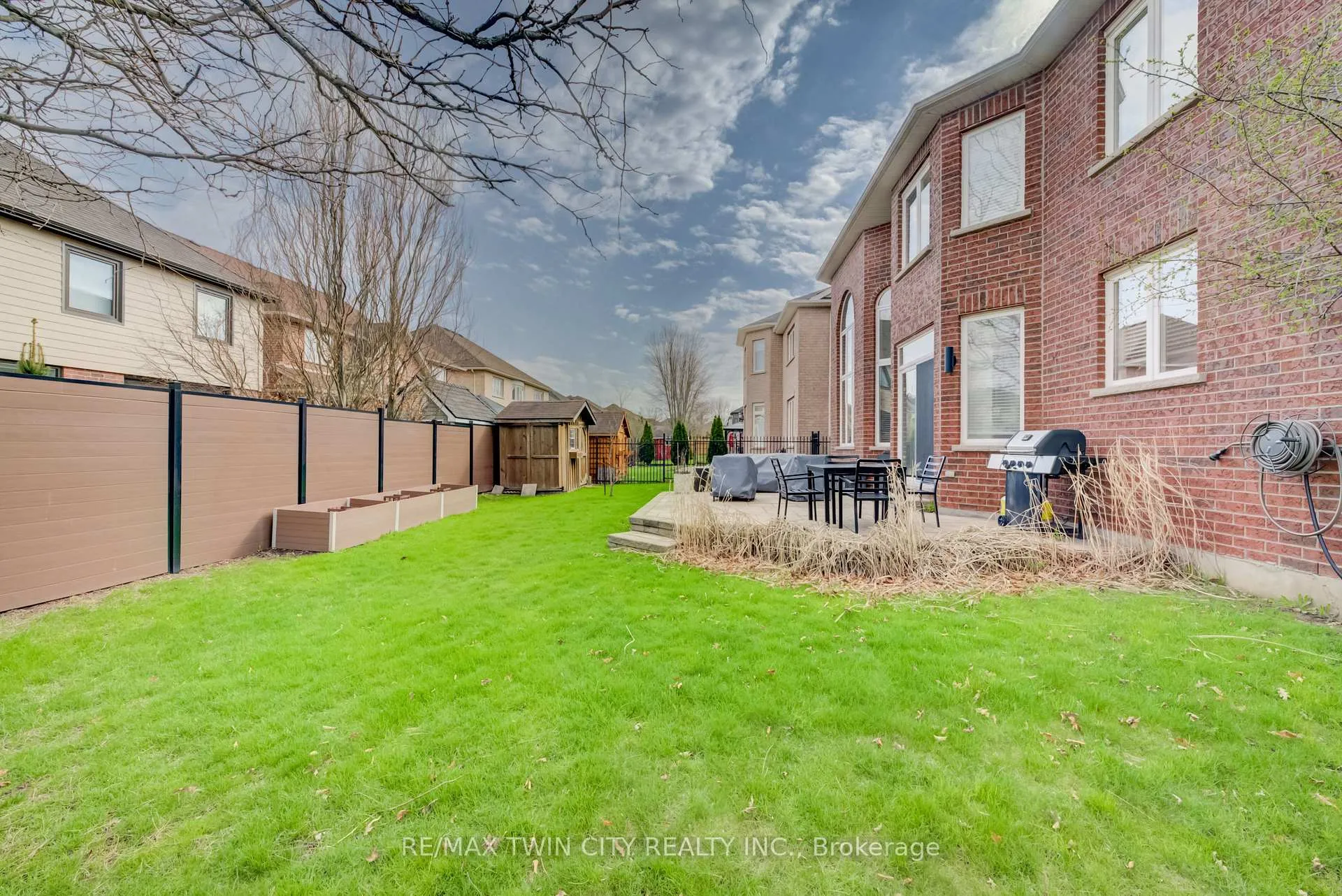 Photo 38 of 169 Falconridge Drive, Kitchener — HOMEH