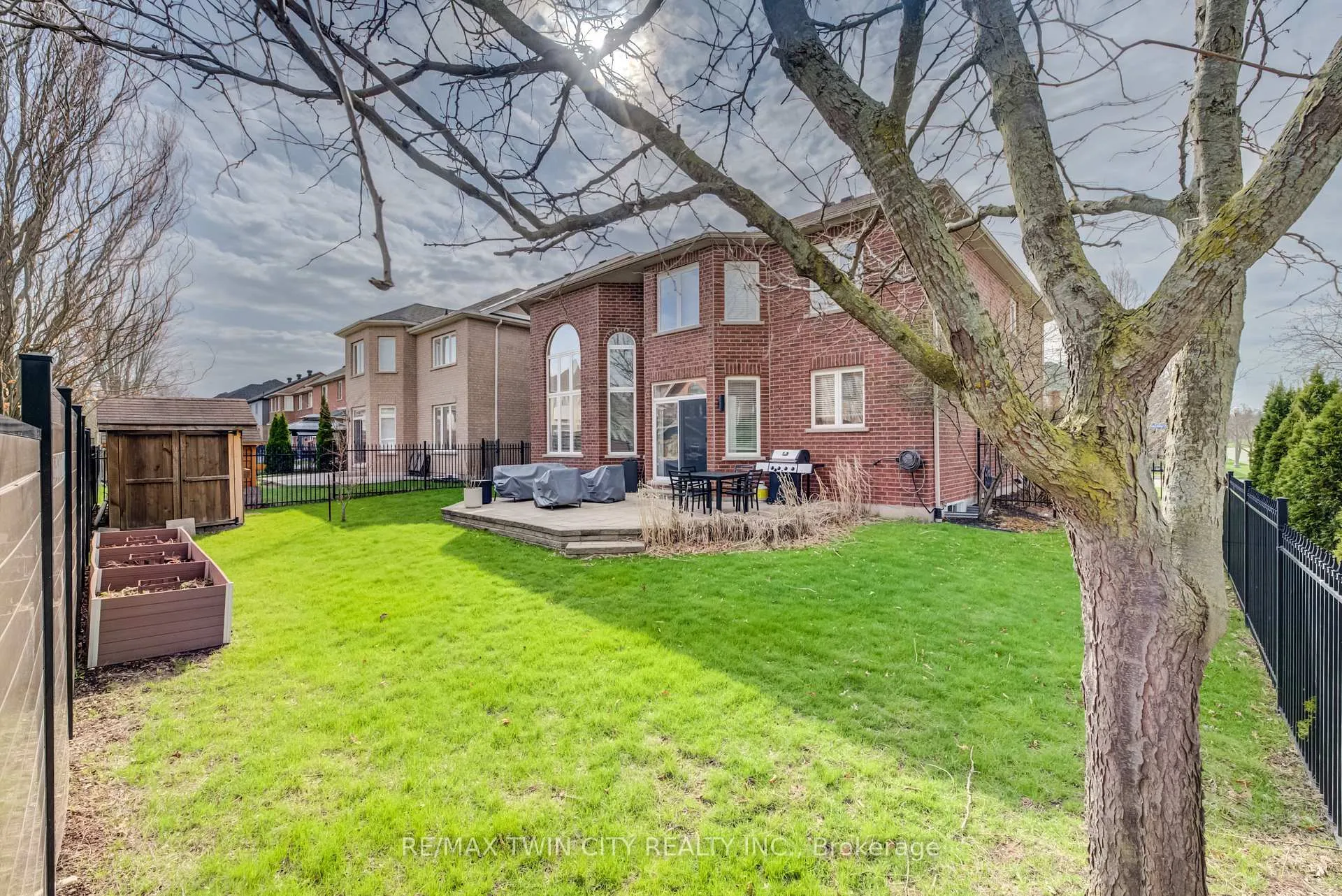 Photo 39 of 169 Falconridge Drive, Kitchener — HOMEH