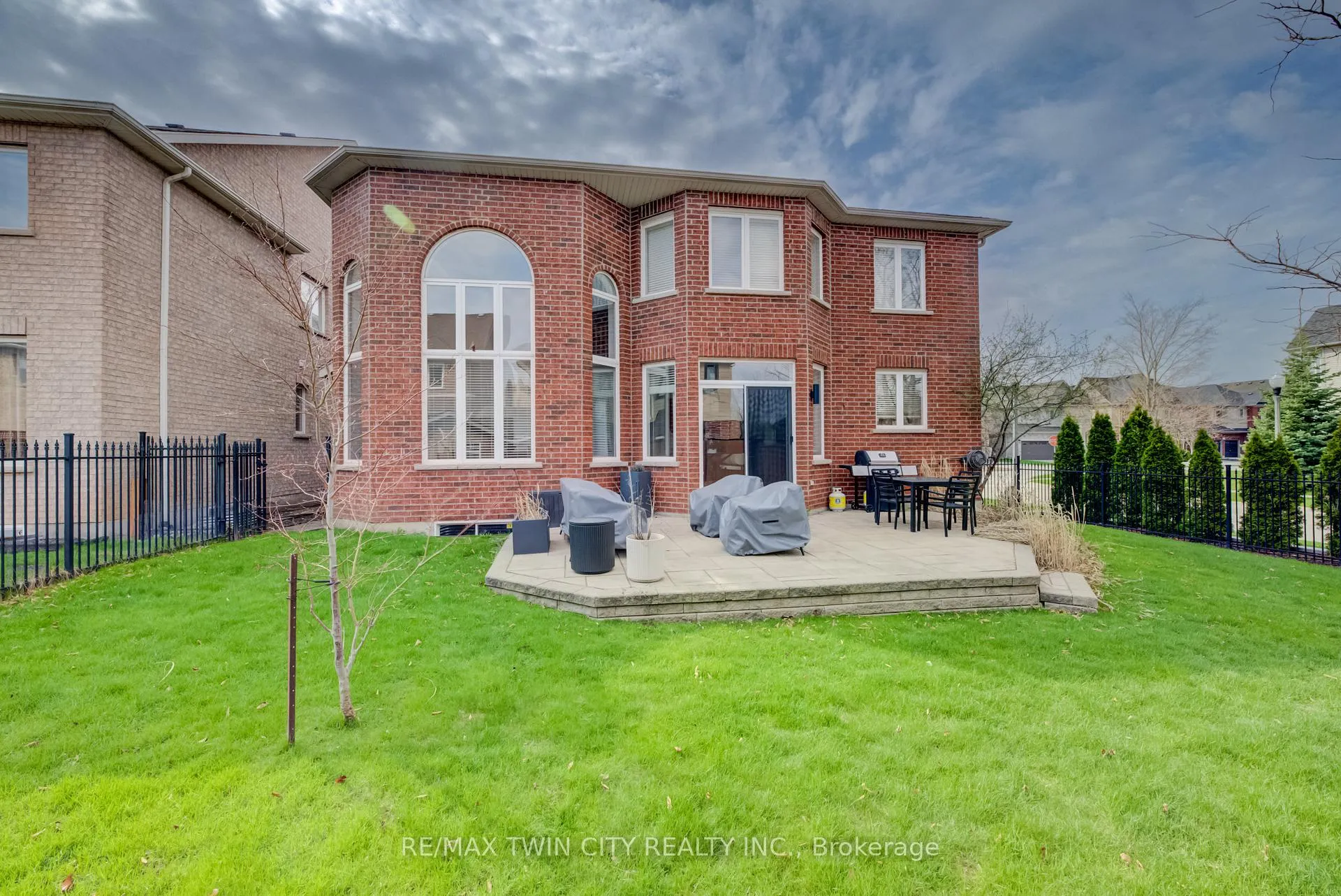Photo 40 of 169 Falconridge Drive, Kitchener — HOMEH