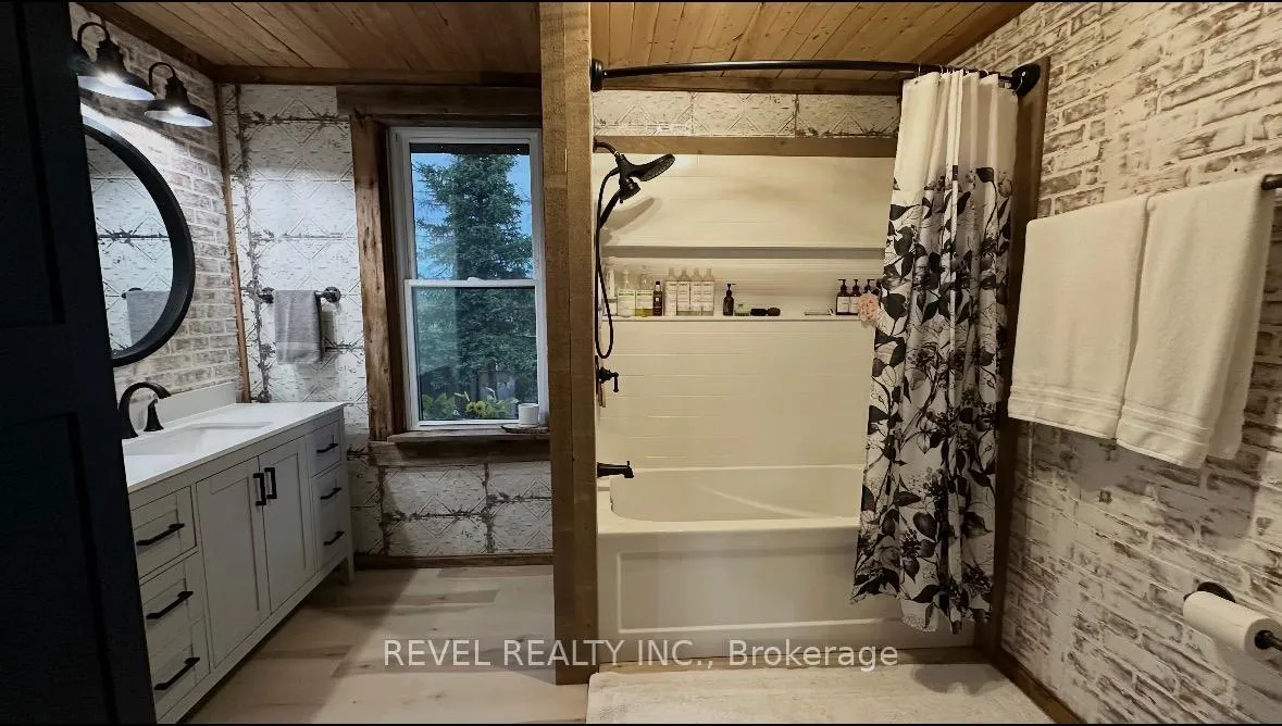 Photo 20 of 680 Peltola Road, Cochrane — HOMEH